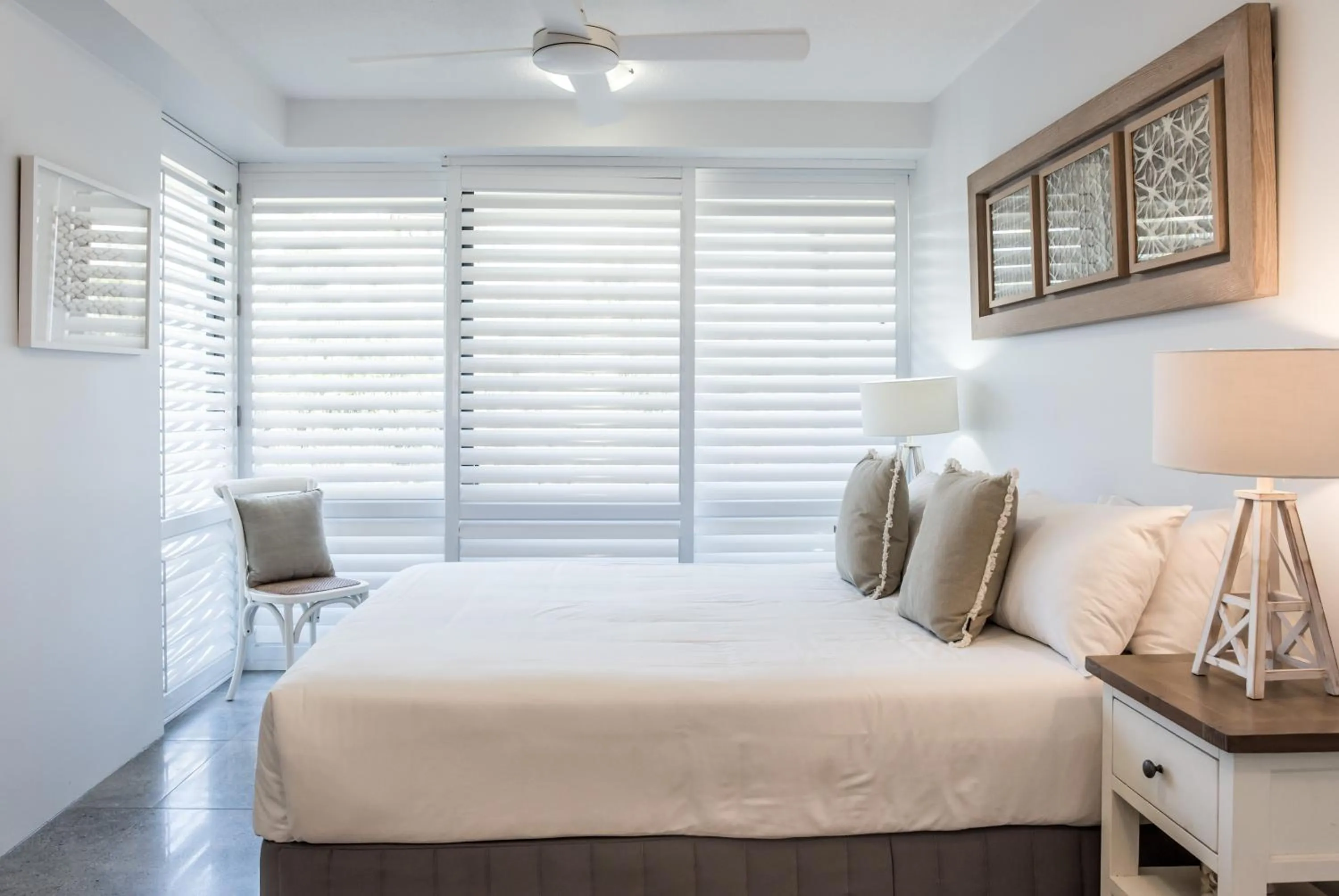 Bed in Noosa Pacific Resort