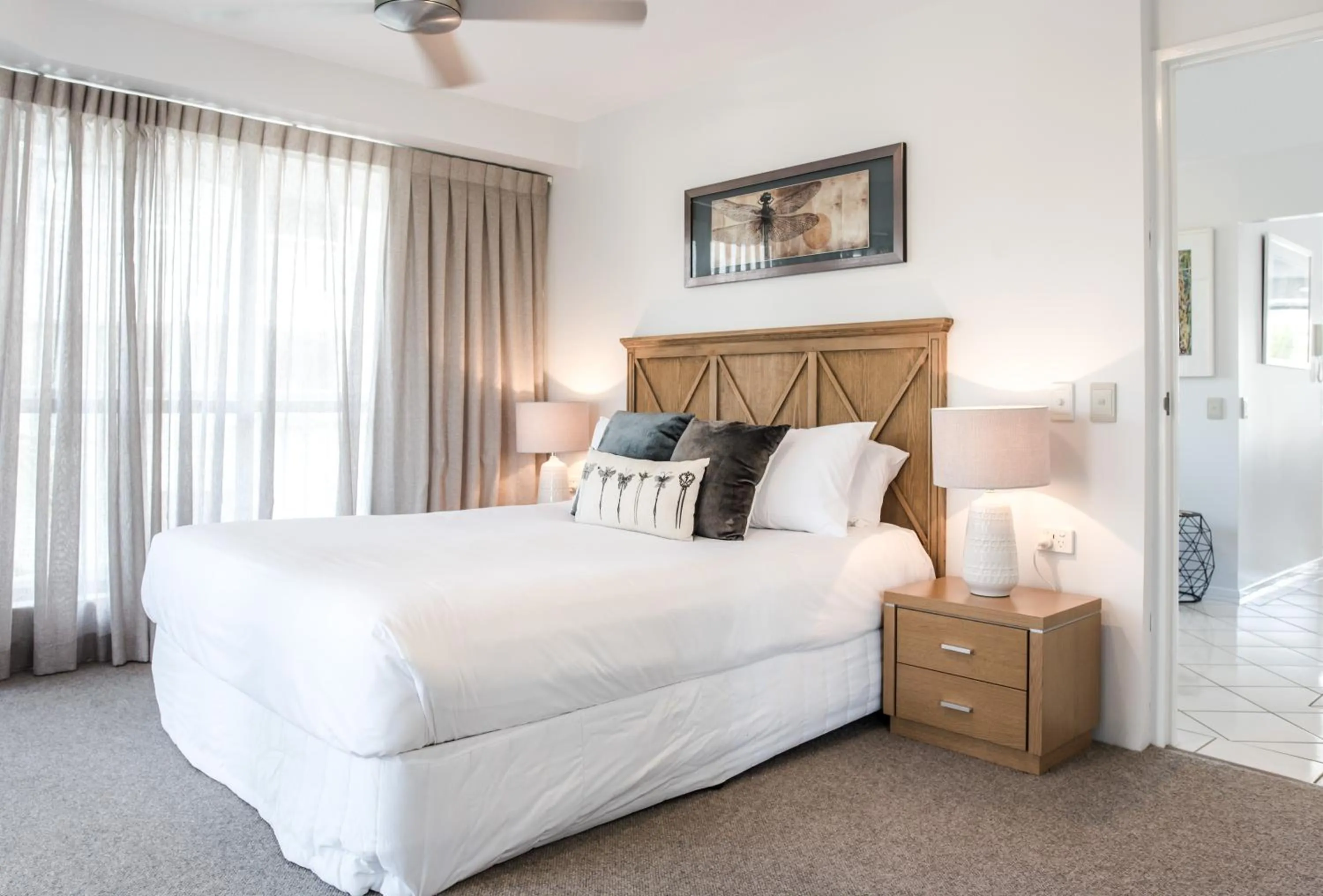 Bed in Noosa Pacific Resort