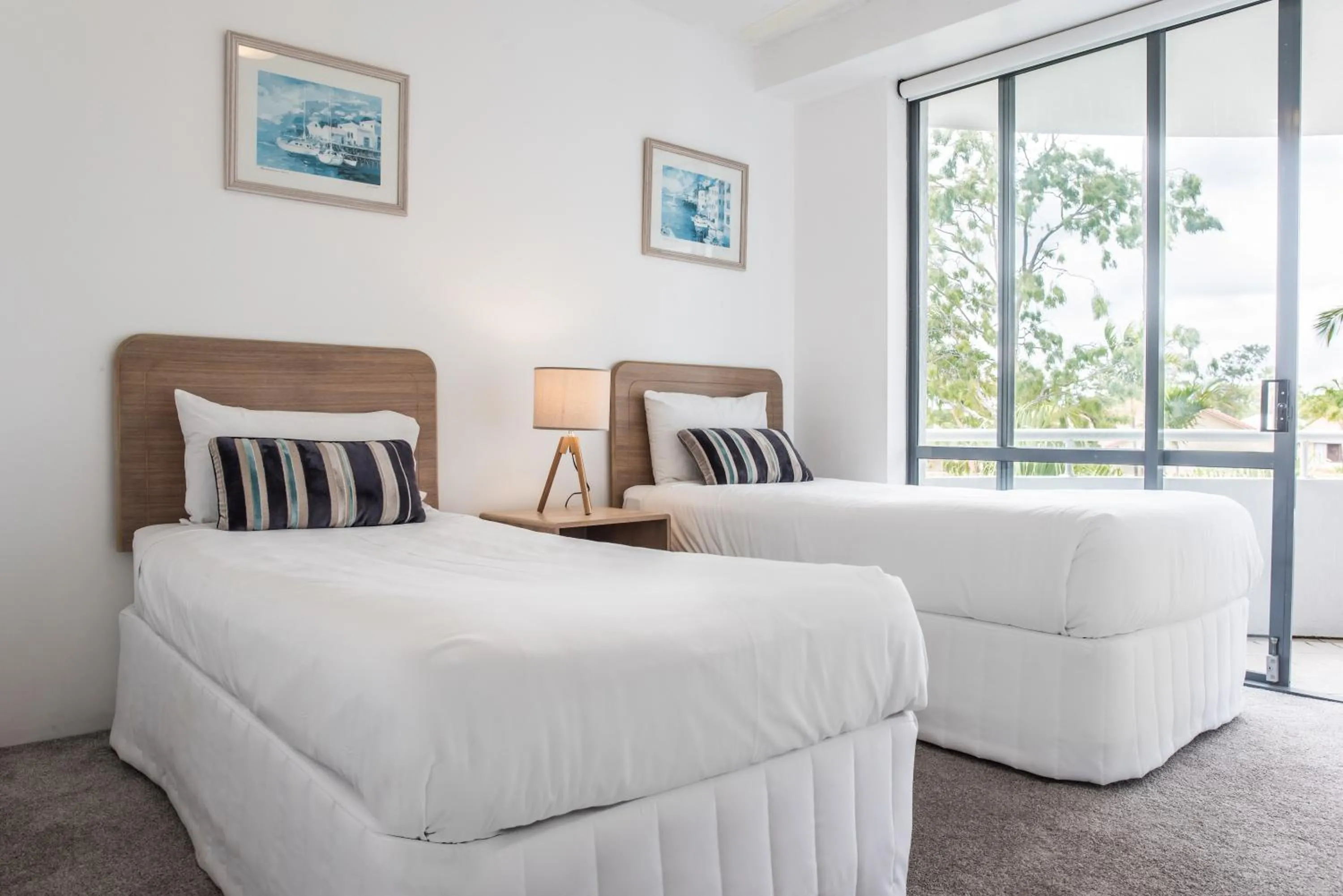 Bed in Noosa Pacific Resort