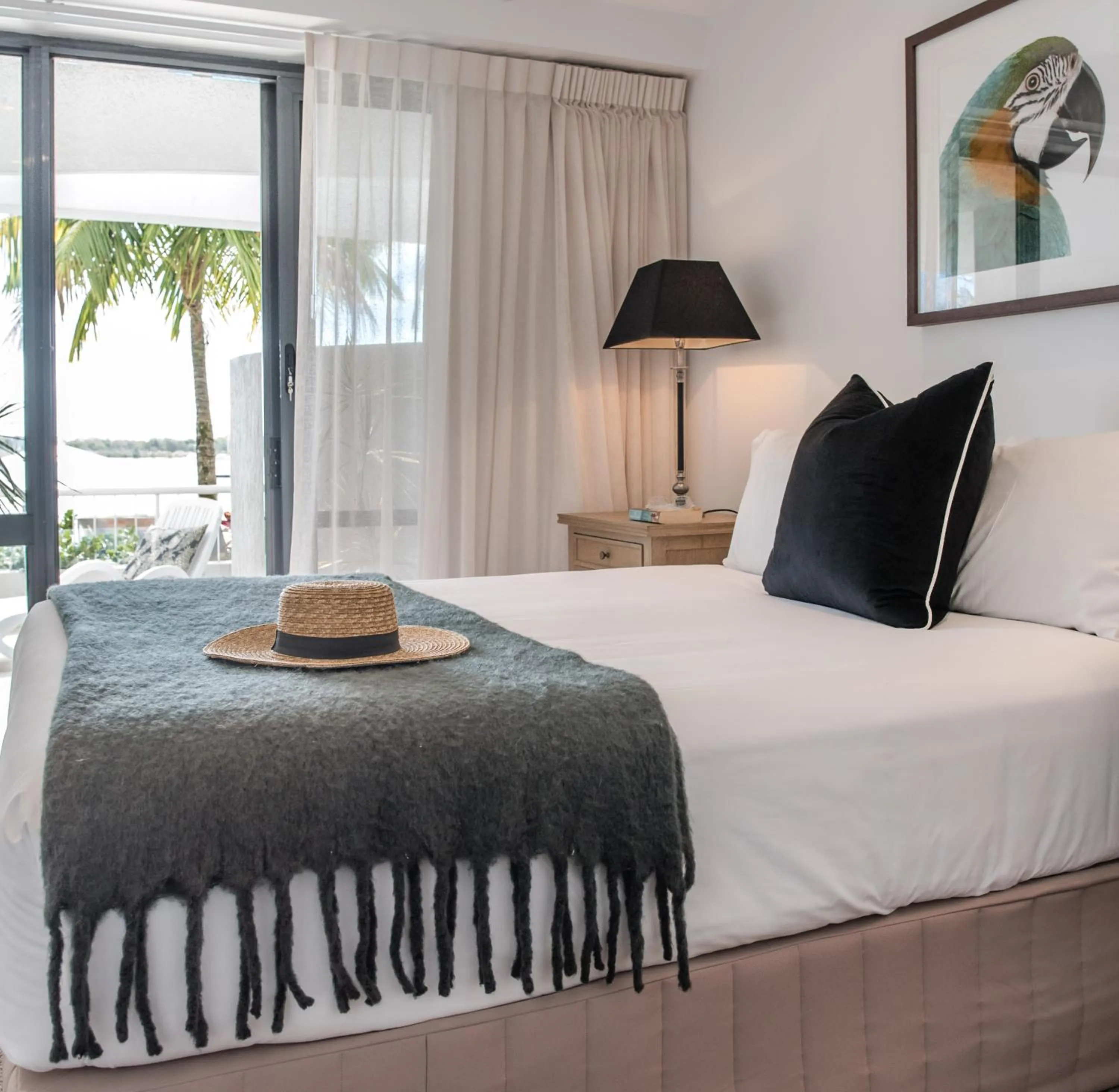 Bed in Noosa Pacific Resort