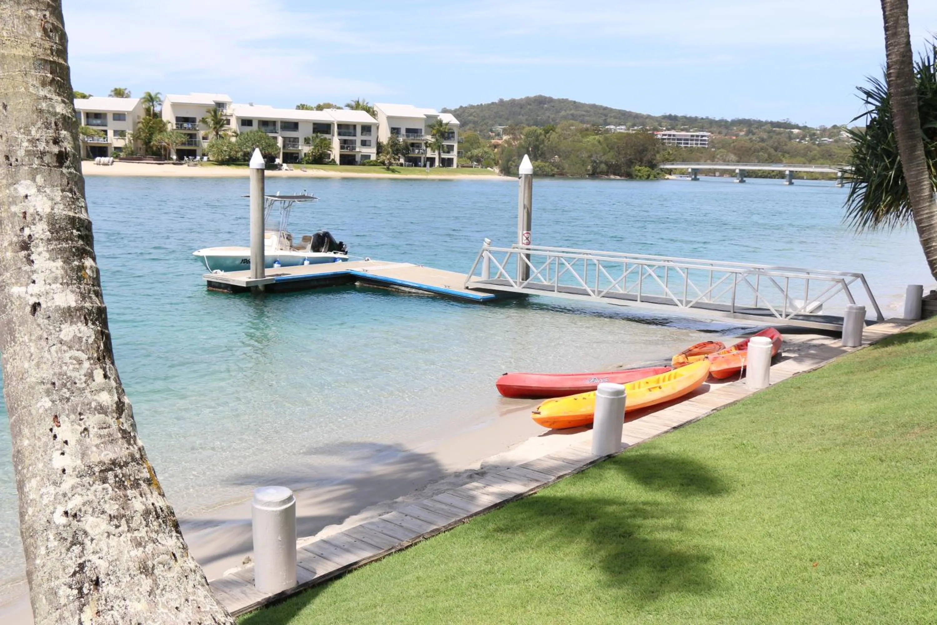 Canoeing in Noosa Pacific Resort