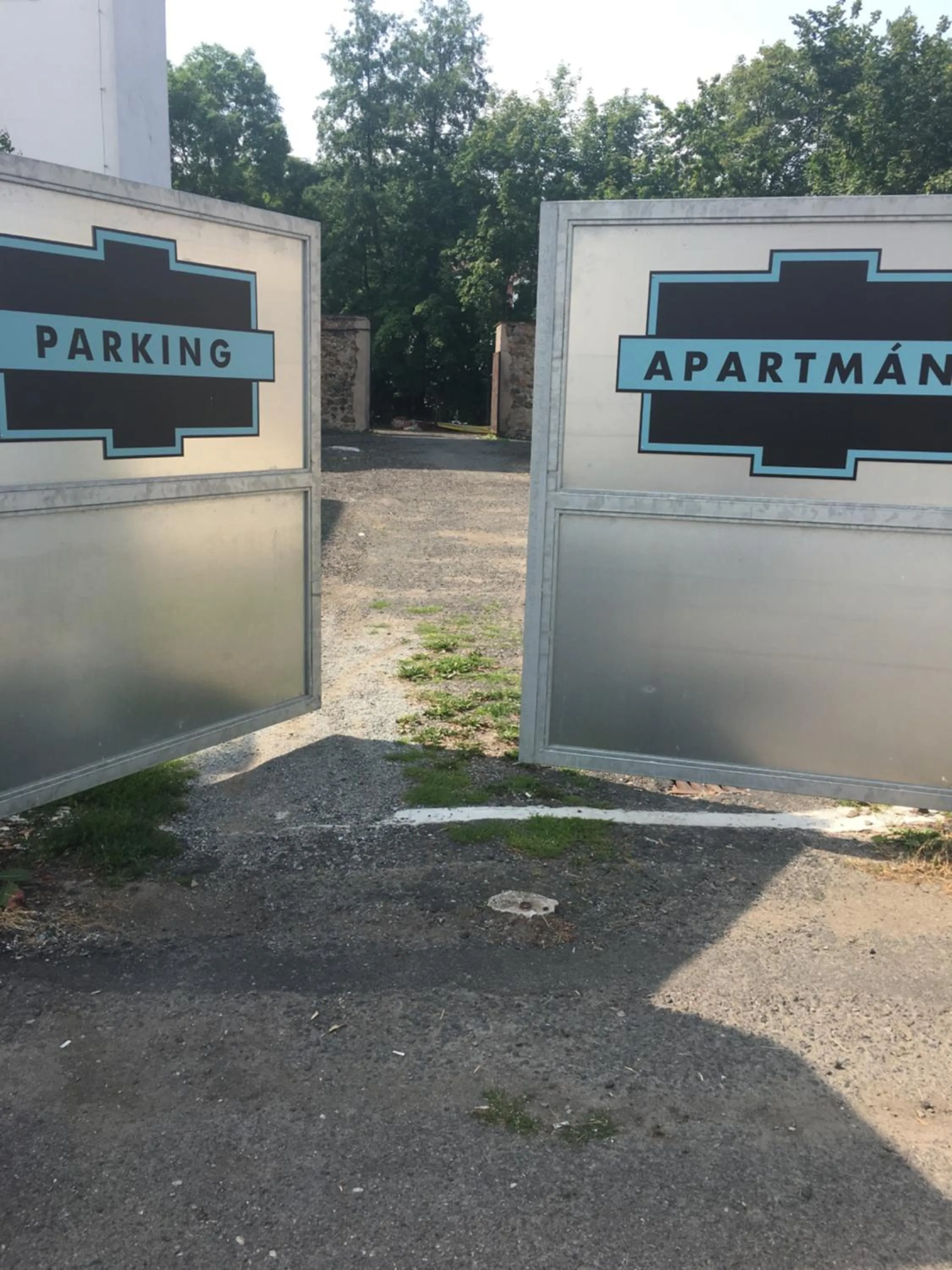 Text overlay in Vysocina Design Apartments