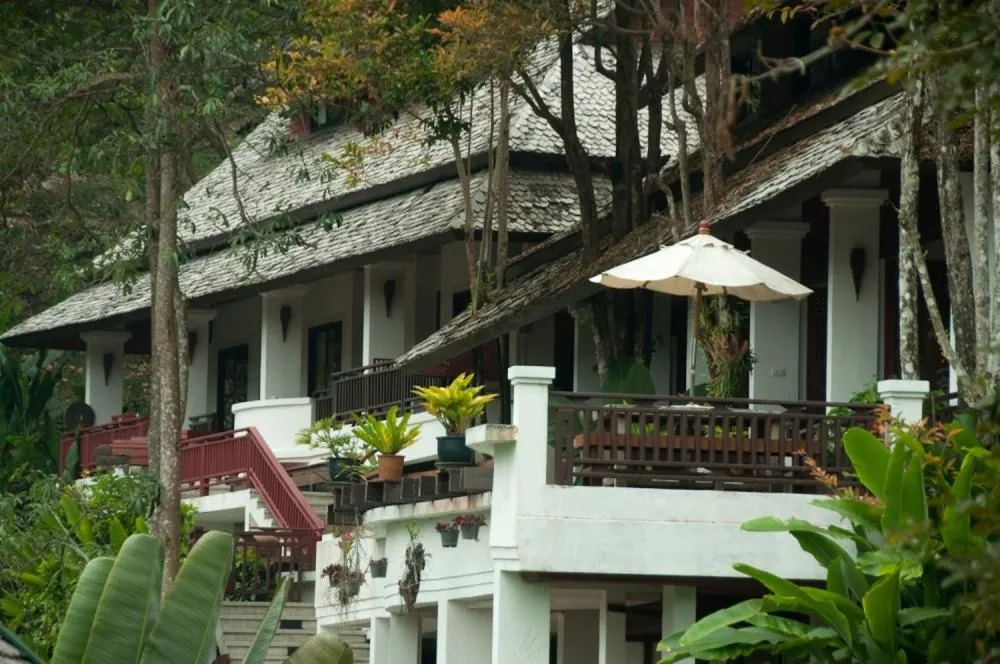 Facade/entrance in J Valley Resort