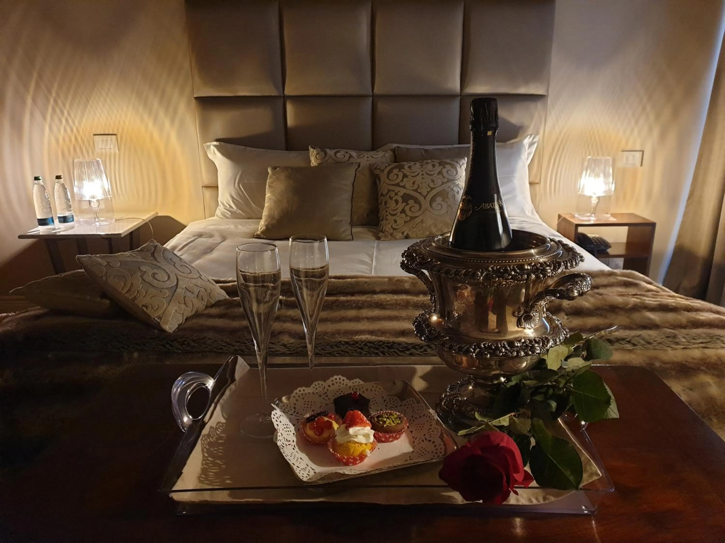 Bed in Residenza Palazzo Fortuna - Boutique Hotel