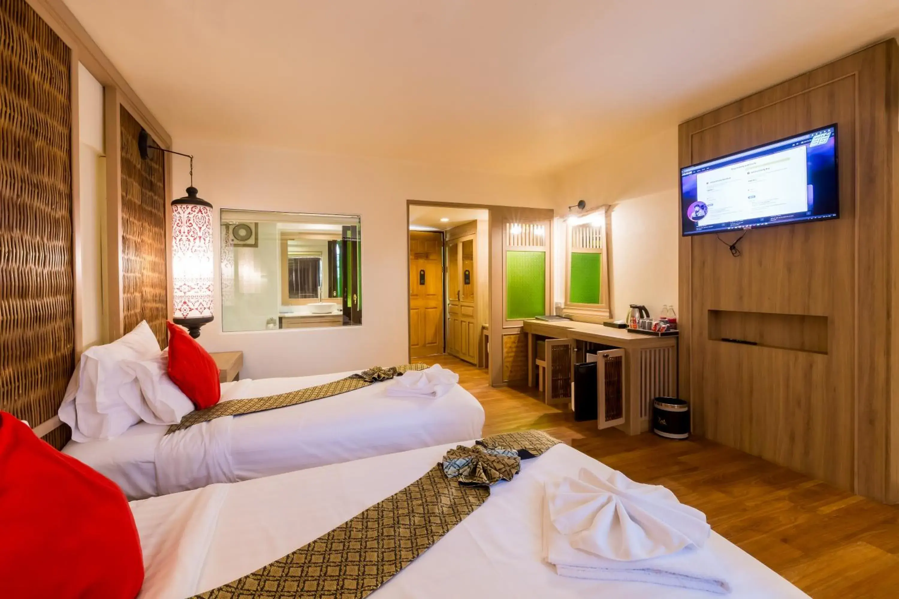 Property building, Bed in Nak Nakara Hotel Property building, Bed in Nak Nakara Hotel