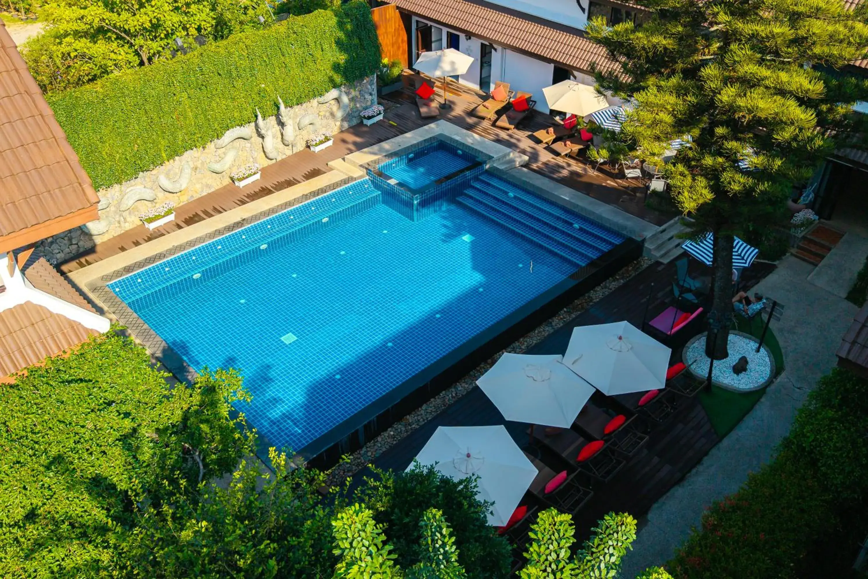 Swimming pool in Nak Nakara Hotel Swimming pool in Nak Nakara Hotel