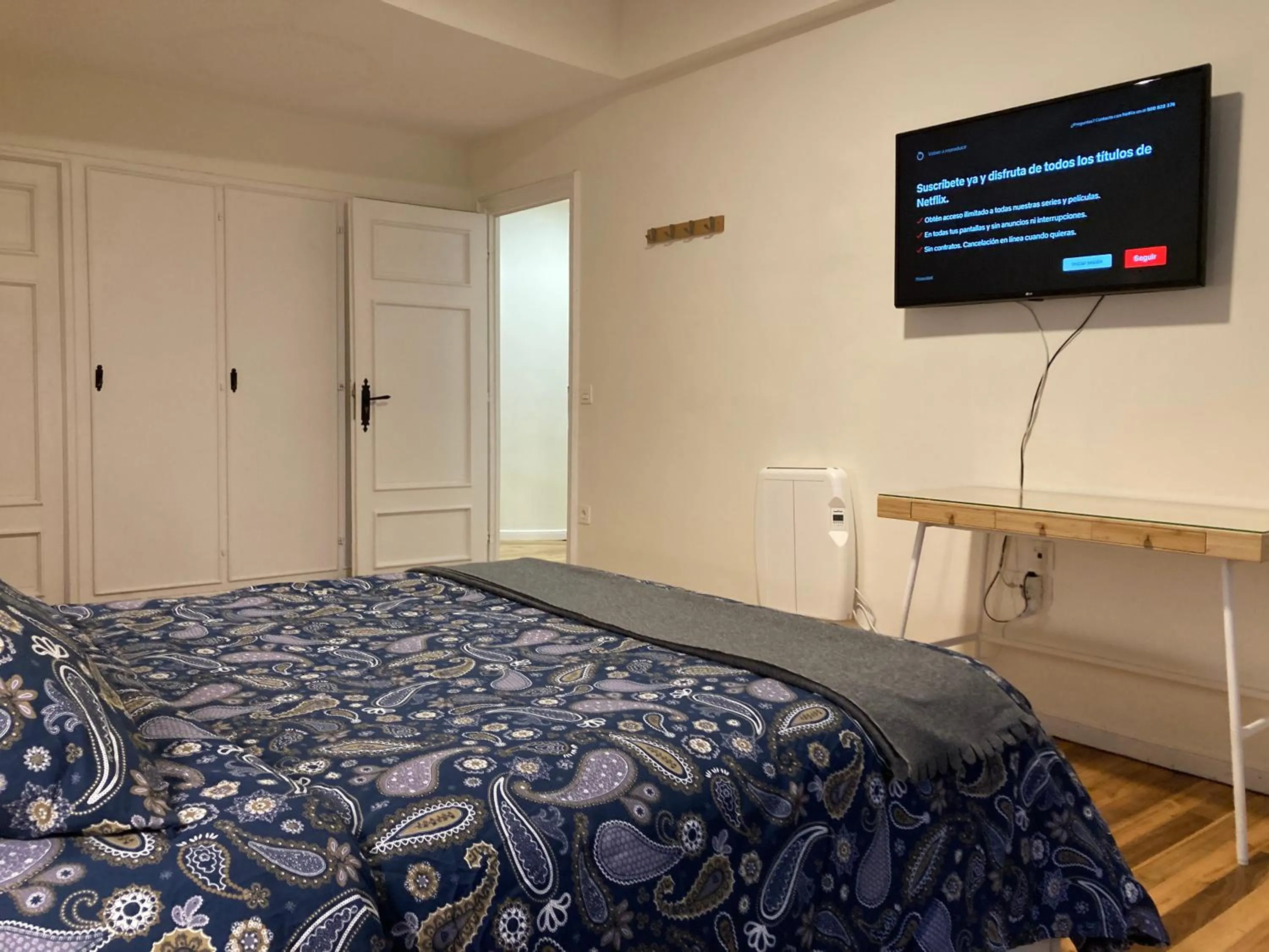 Bed in Akasha Arima