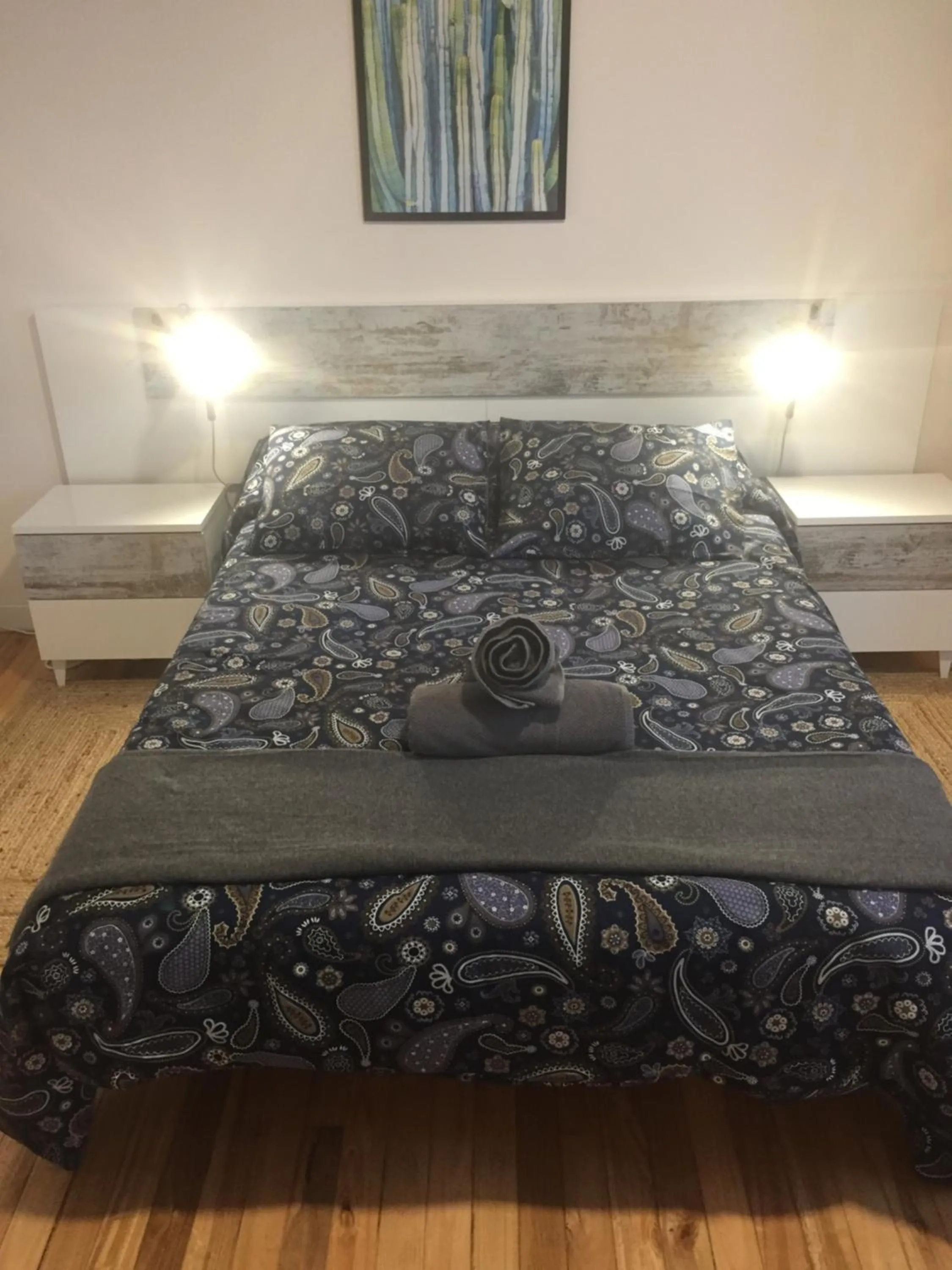 Bed in Akasha Arima