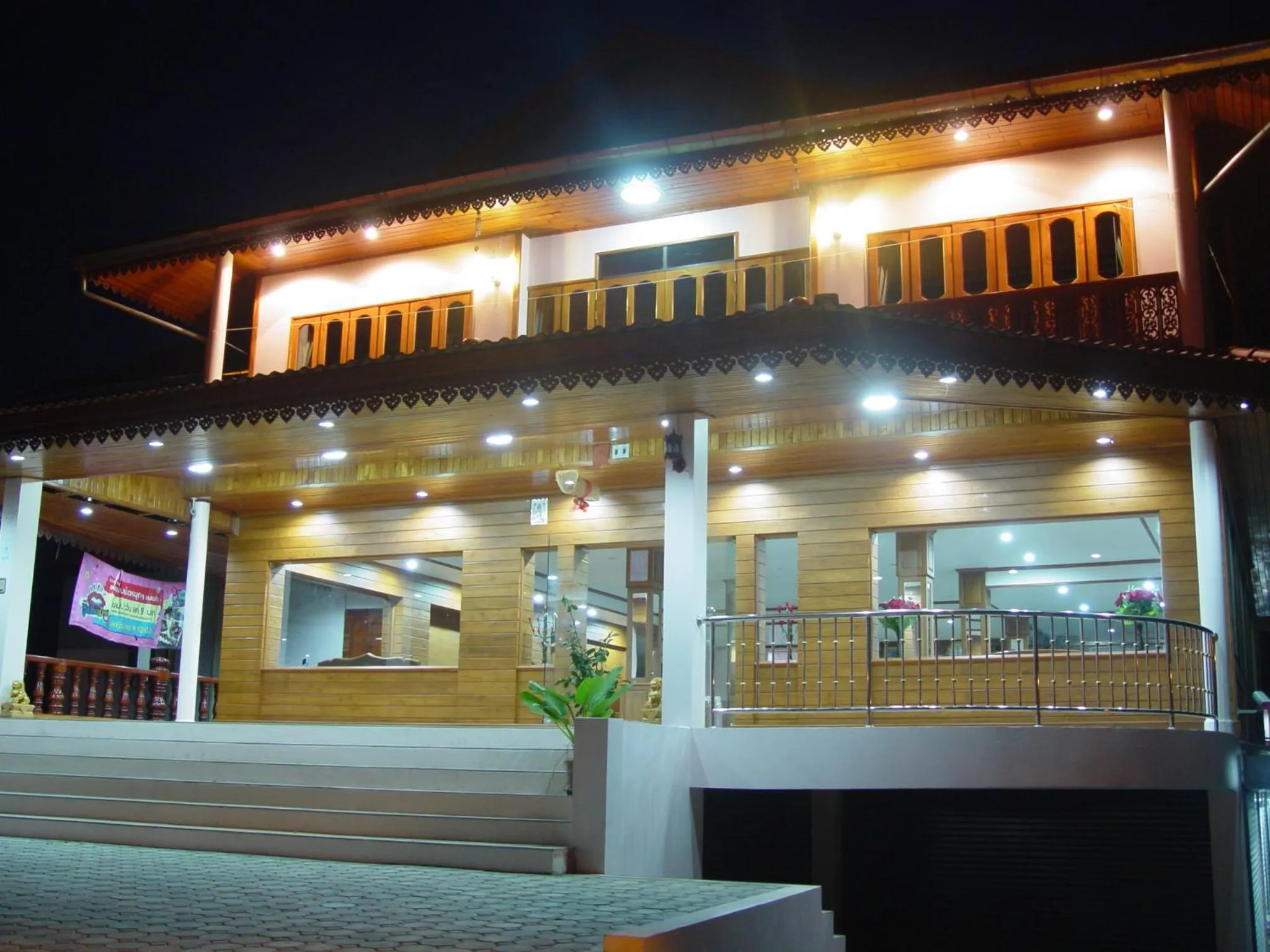 Property building in Baan Rom Mai