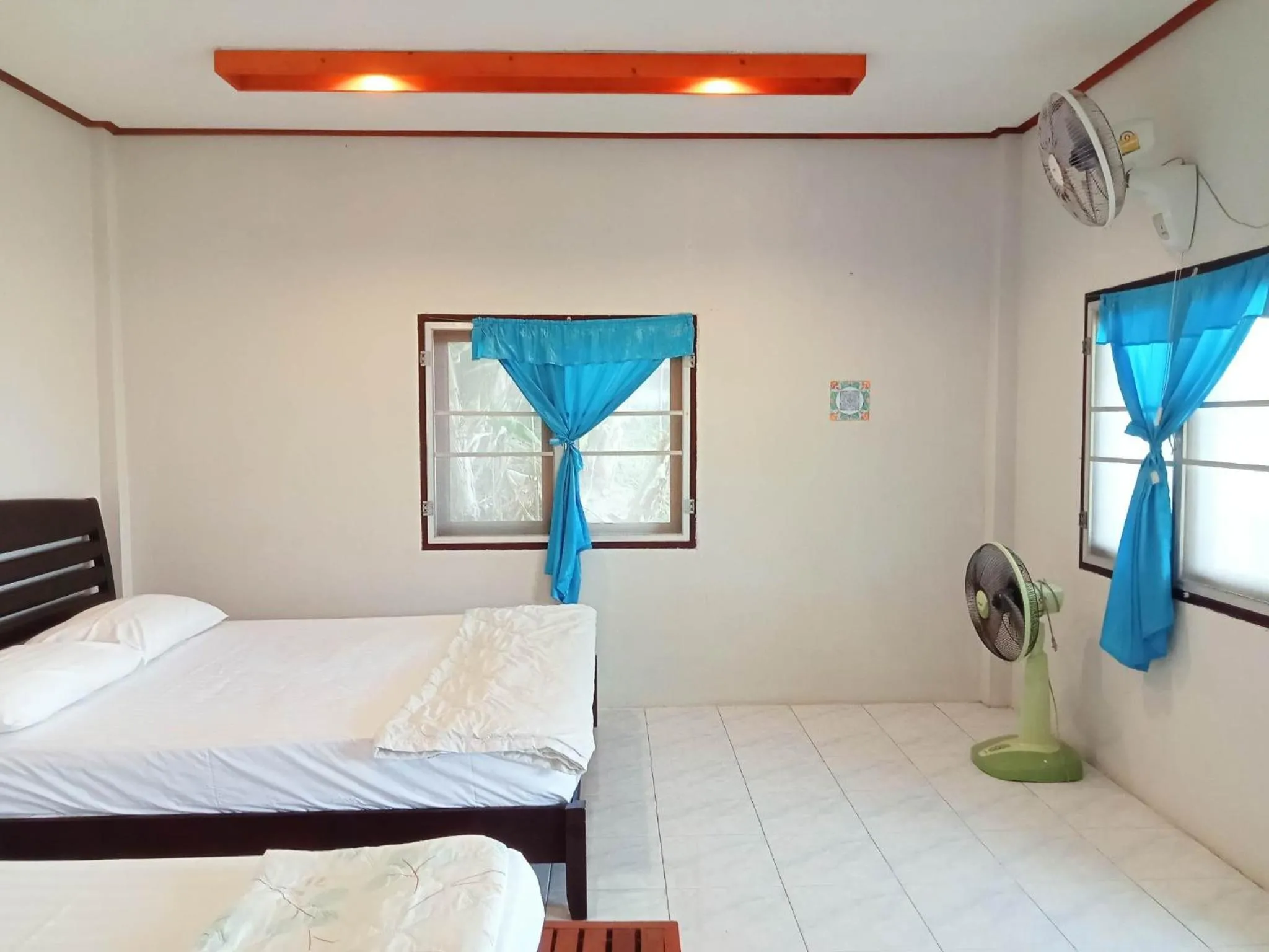 Bed in The Ocean Phangan Homestay