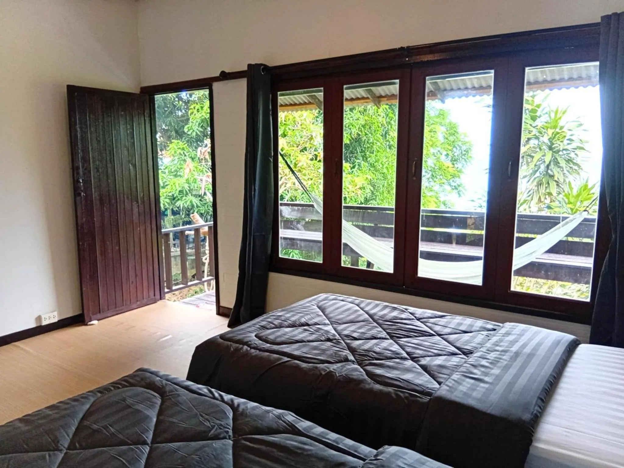 Bed in The Ocean Phangan Homestay