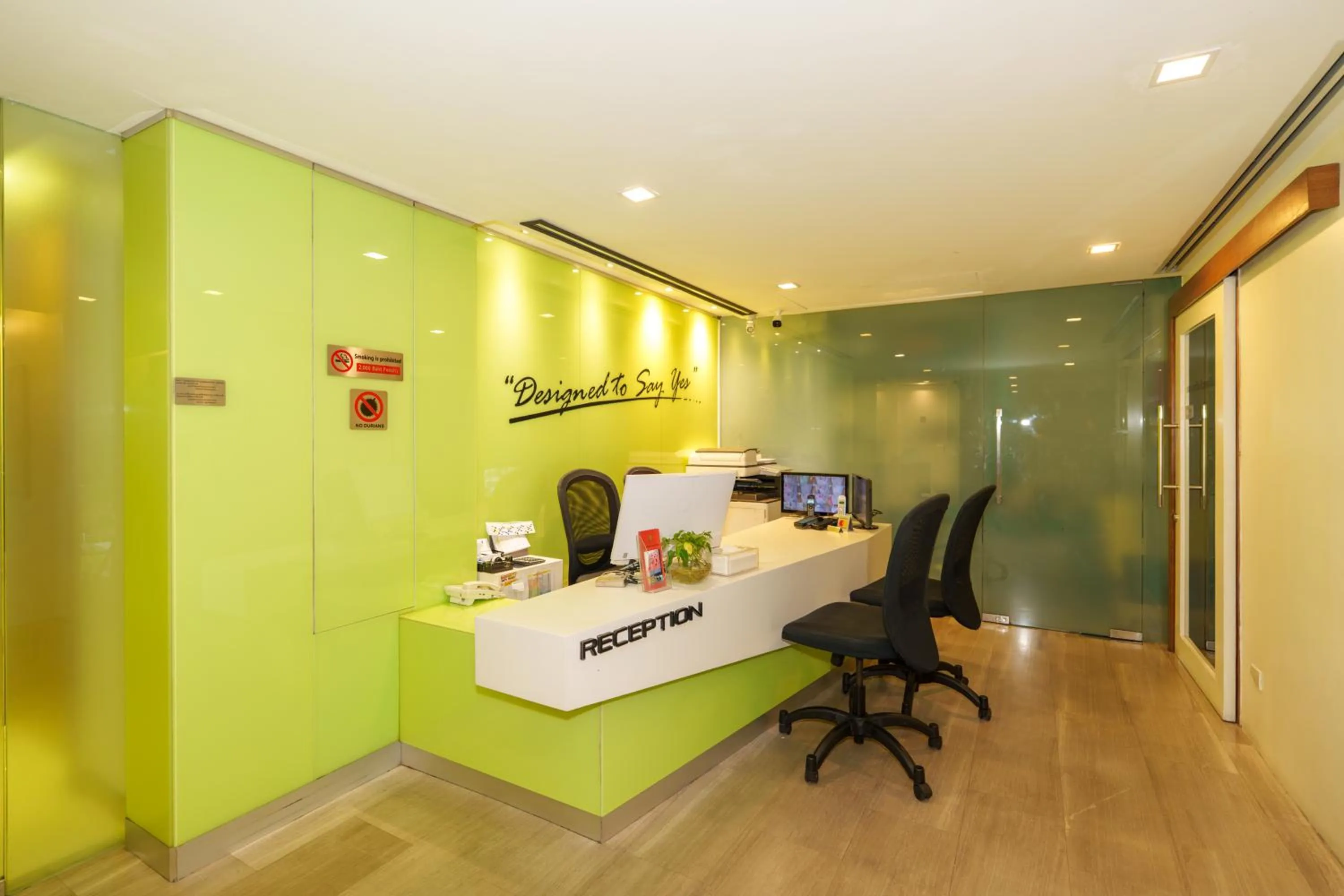 Lobby or reception in Marvin Suites Hotel