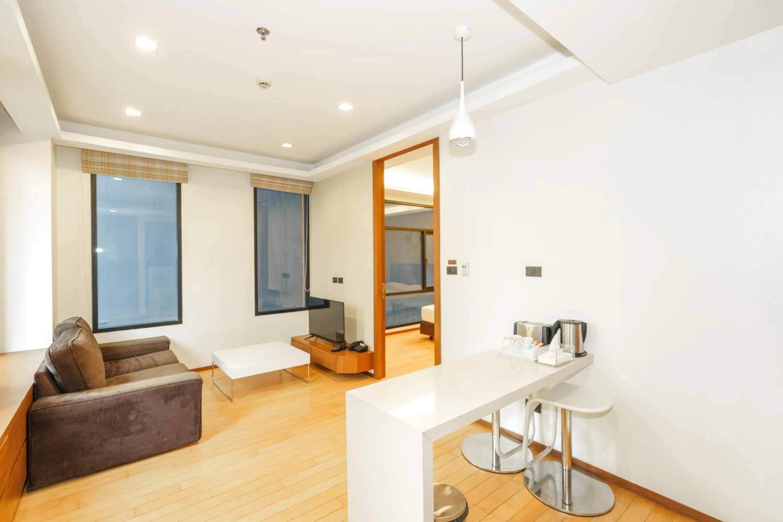 Living room in Marvin Suites Hotel