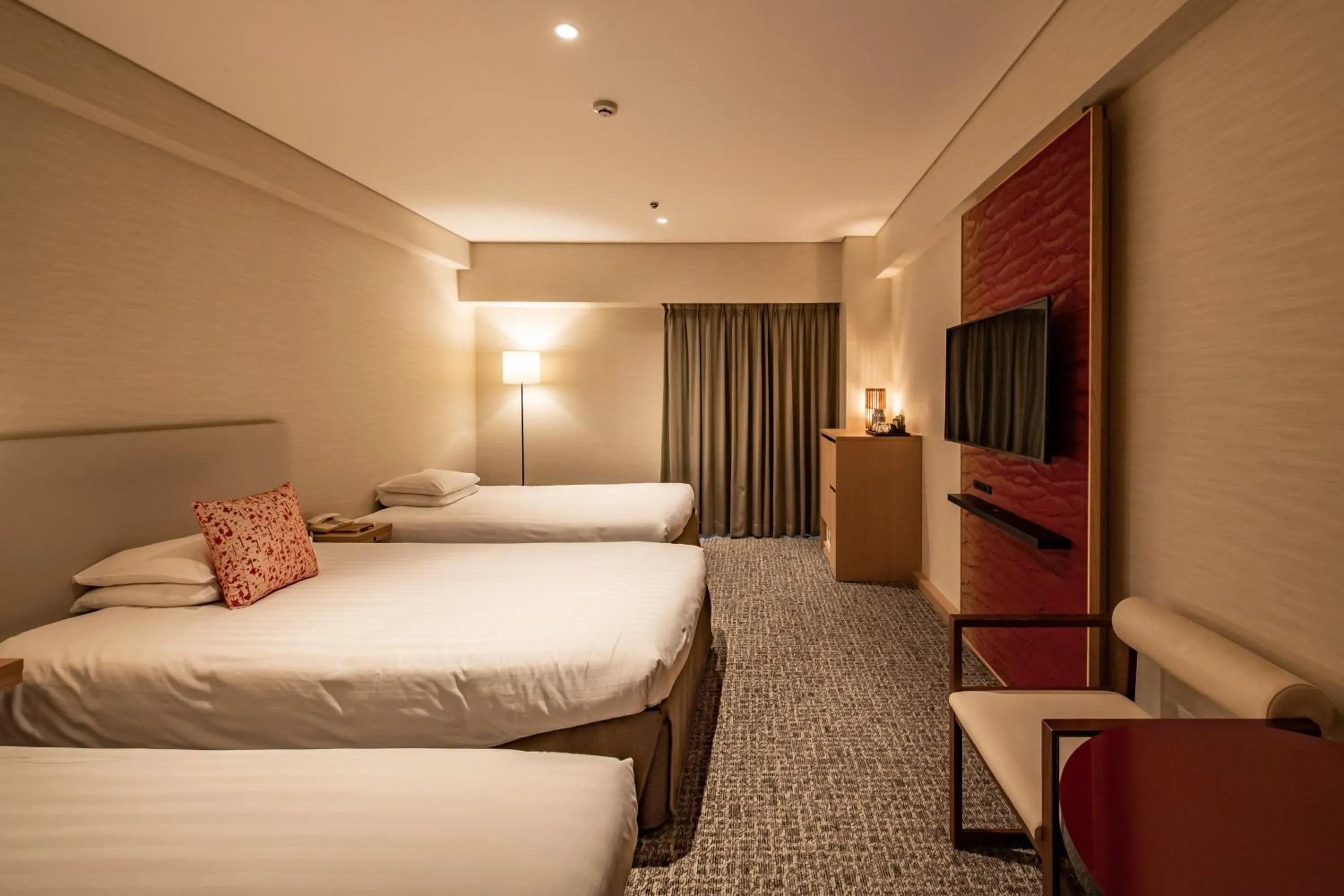 Bed in Kyoto Tokyu Hotel