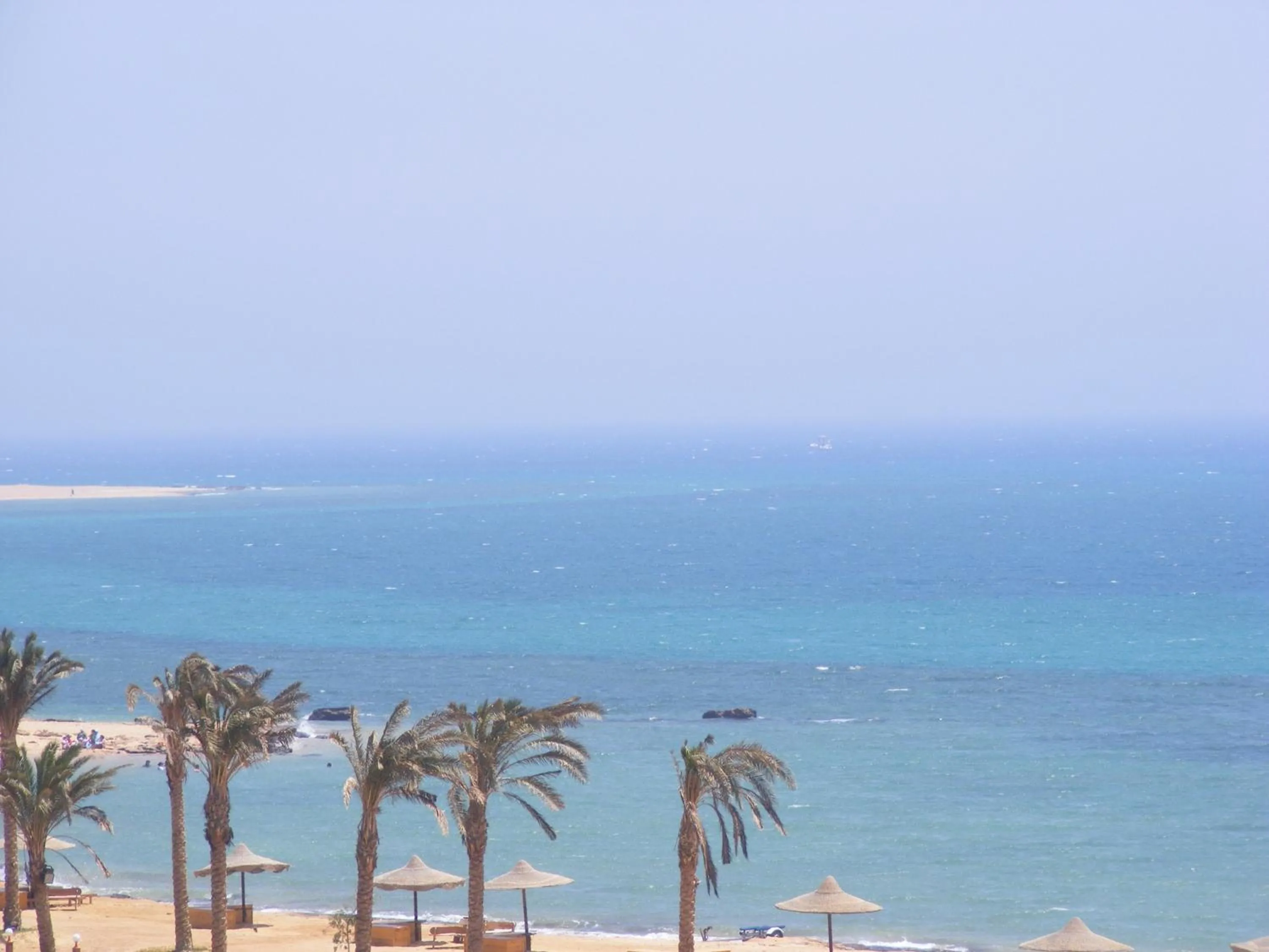 La Sirena Hotel & Resort - Families only