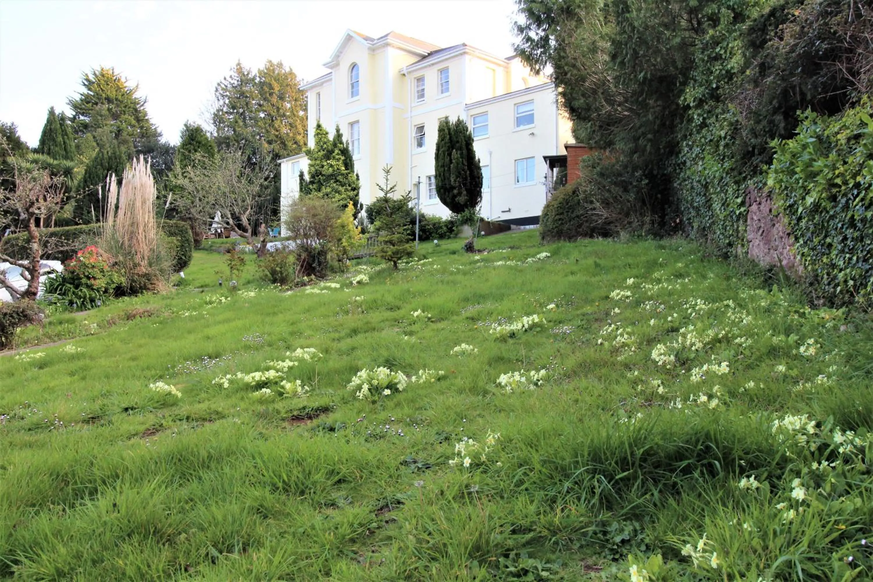 Property building in Chelston Dene Holiday Apartments