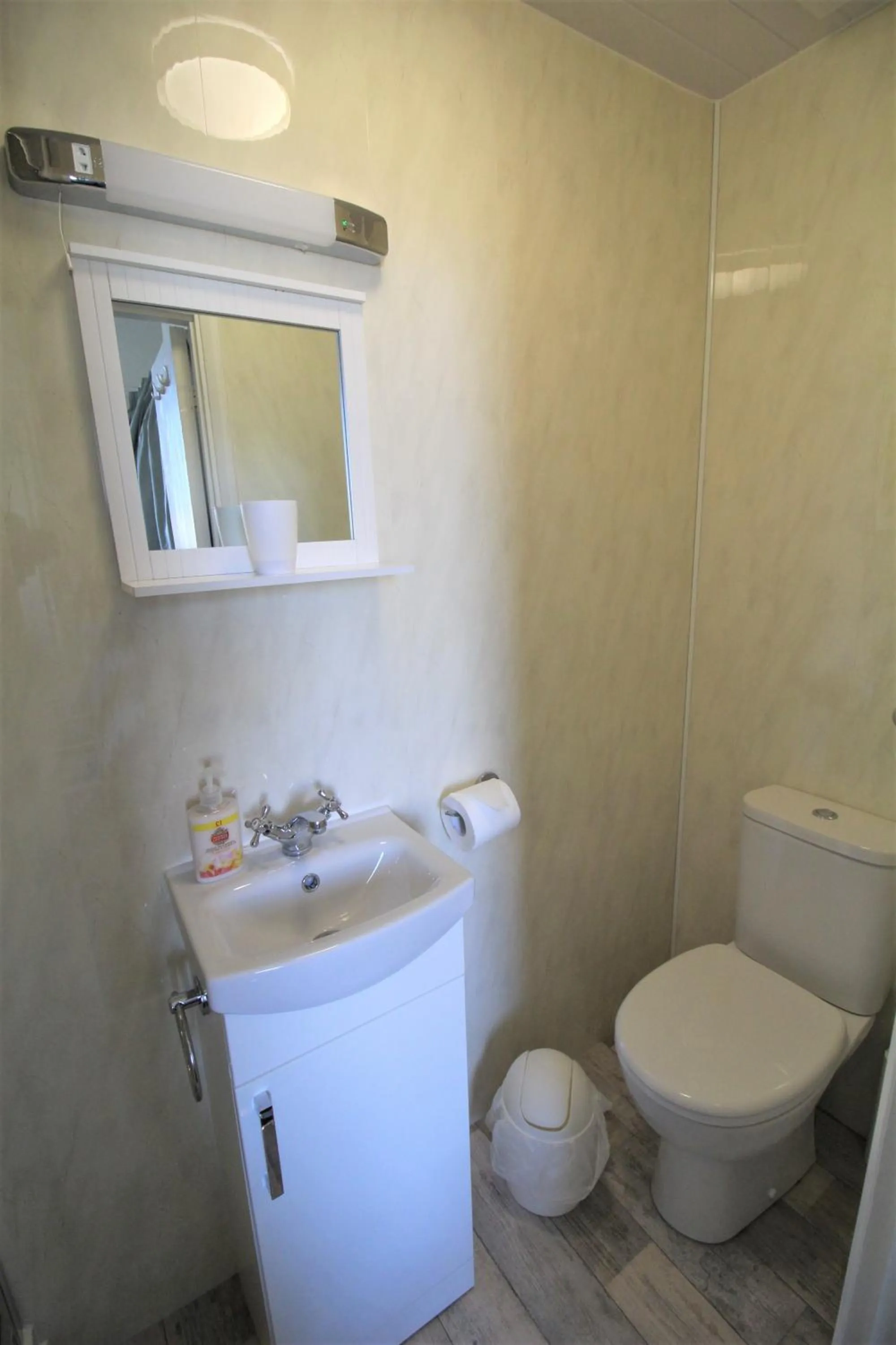 Bedroom in Chelston Dene Holiday Apartments