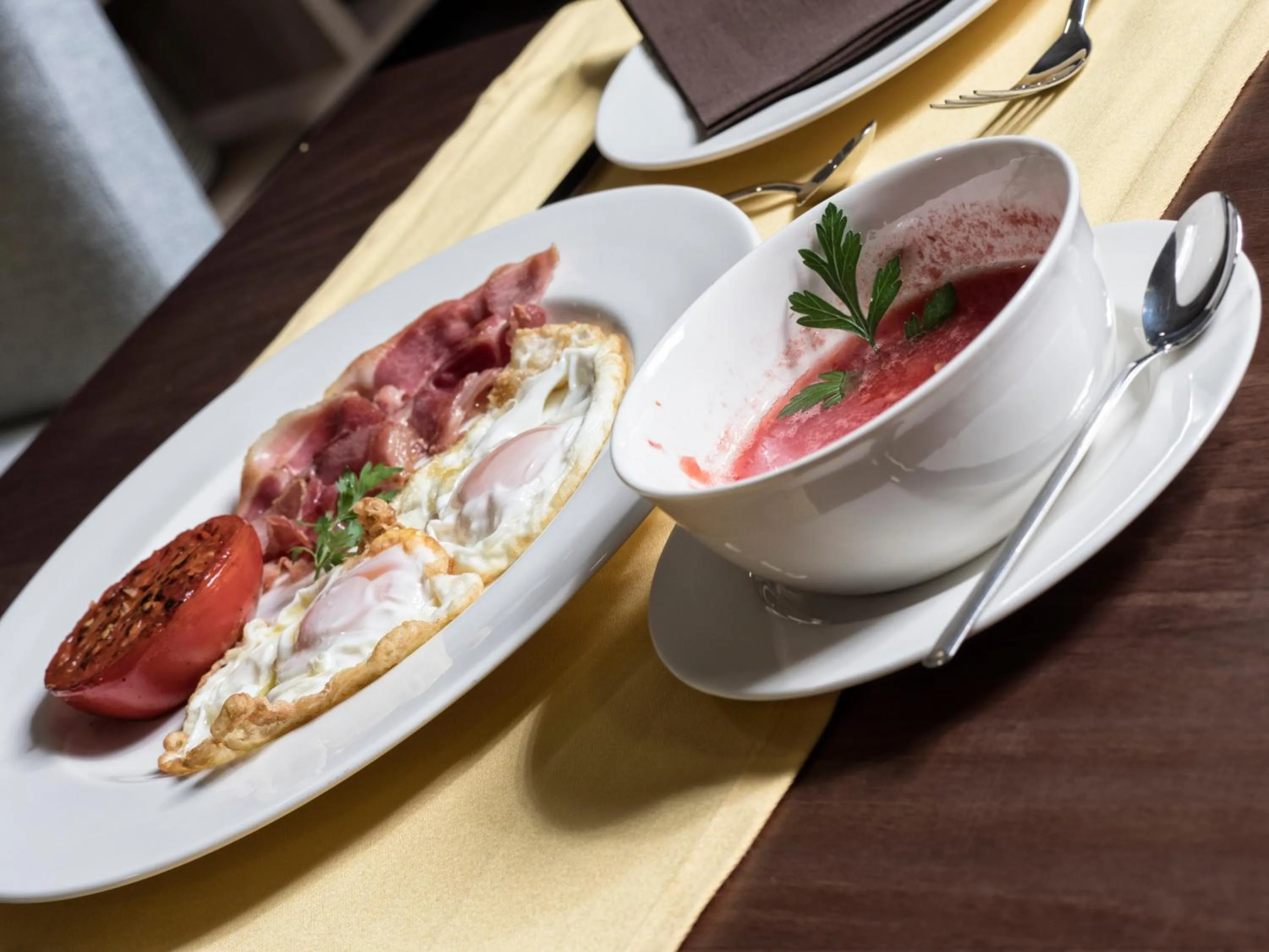 Restaurant/places to eat in Hotel Rural Las Montañas de Pumar