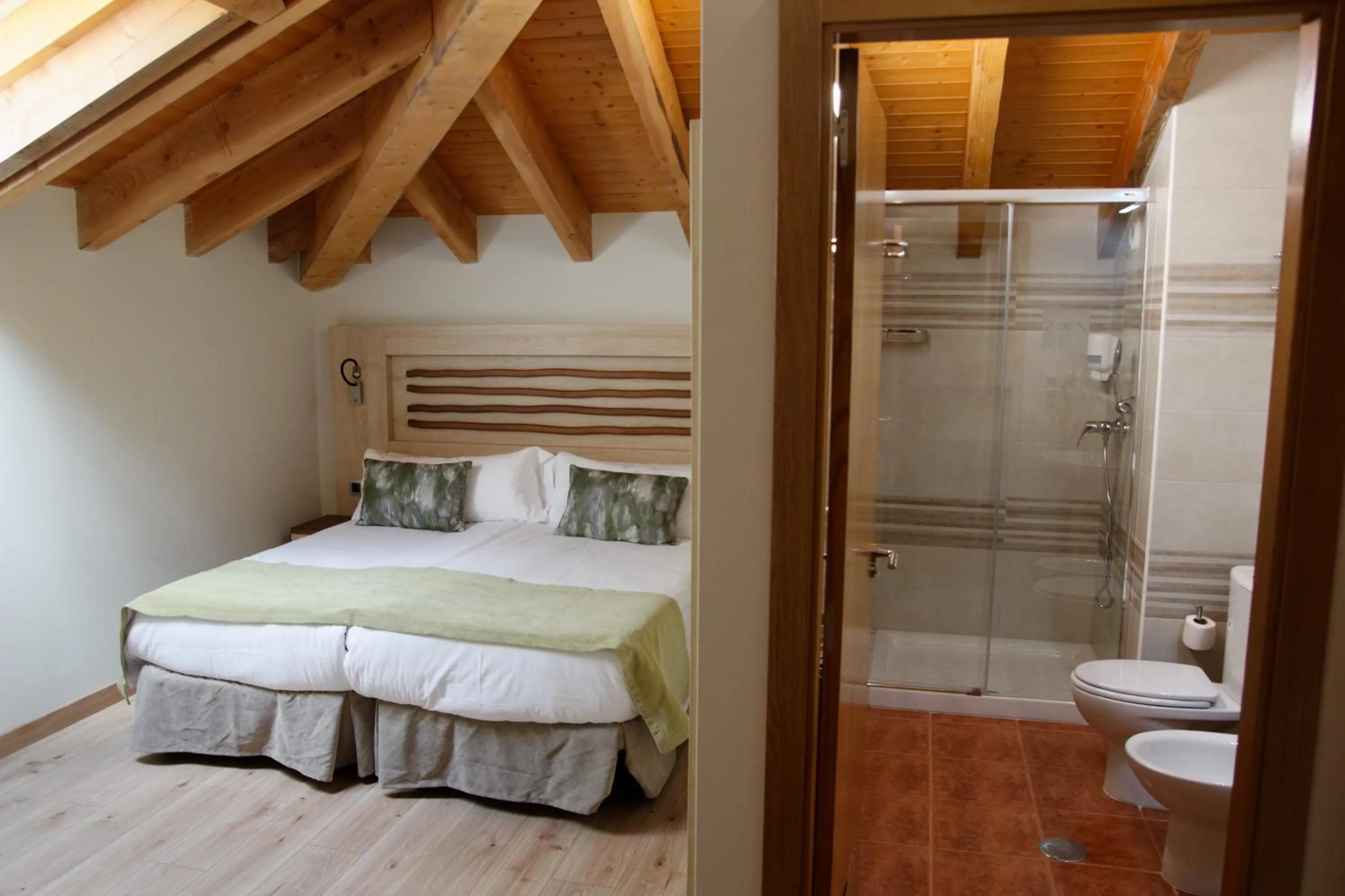 Bed in Hotel Rural Las Montañas de Pumar