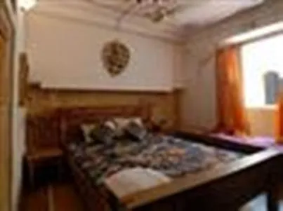 Bed in Hotel Deep Mahal