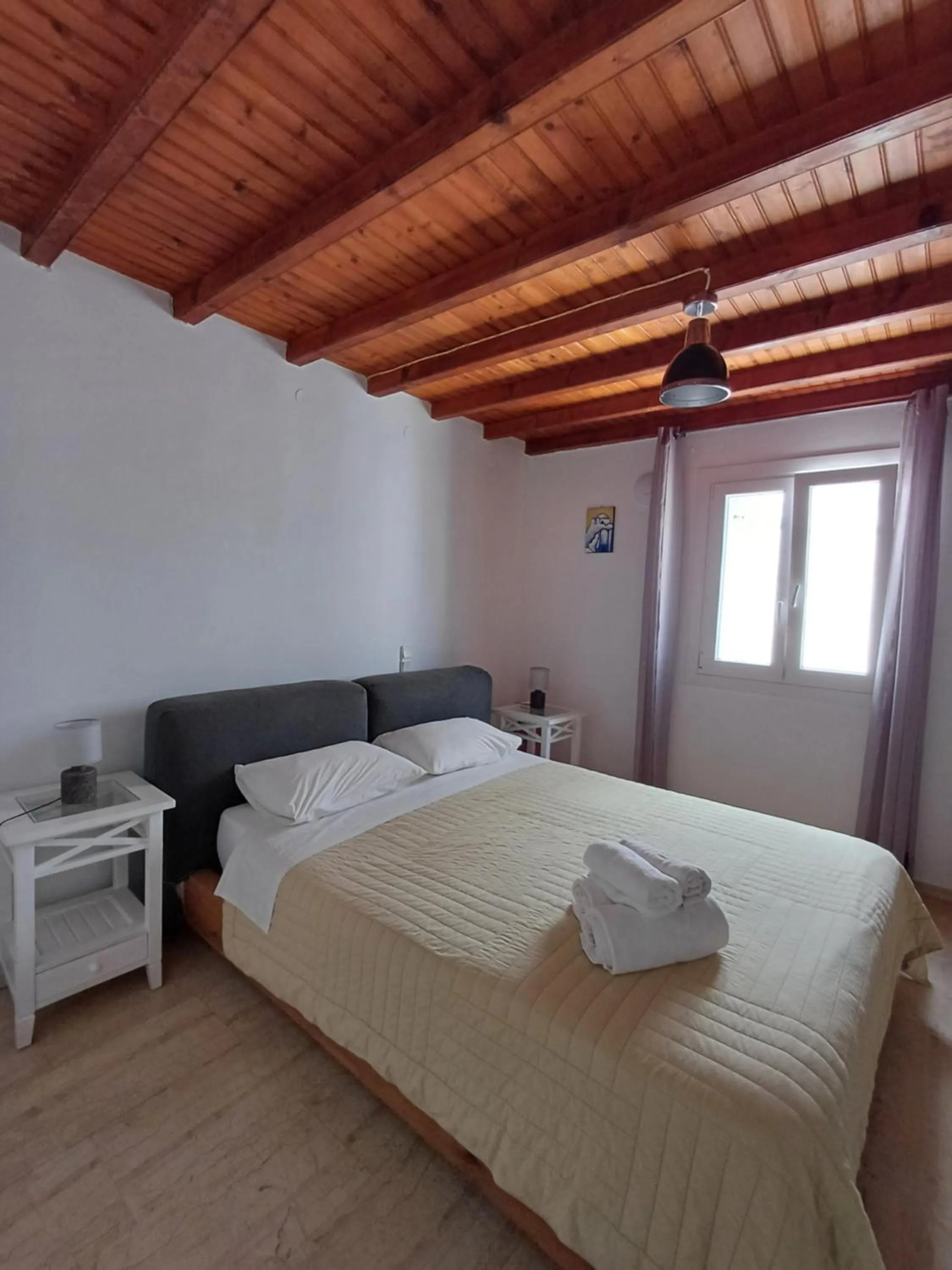 Bedroom, Bed in Manos Rooms