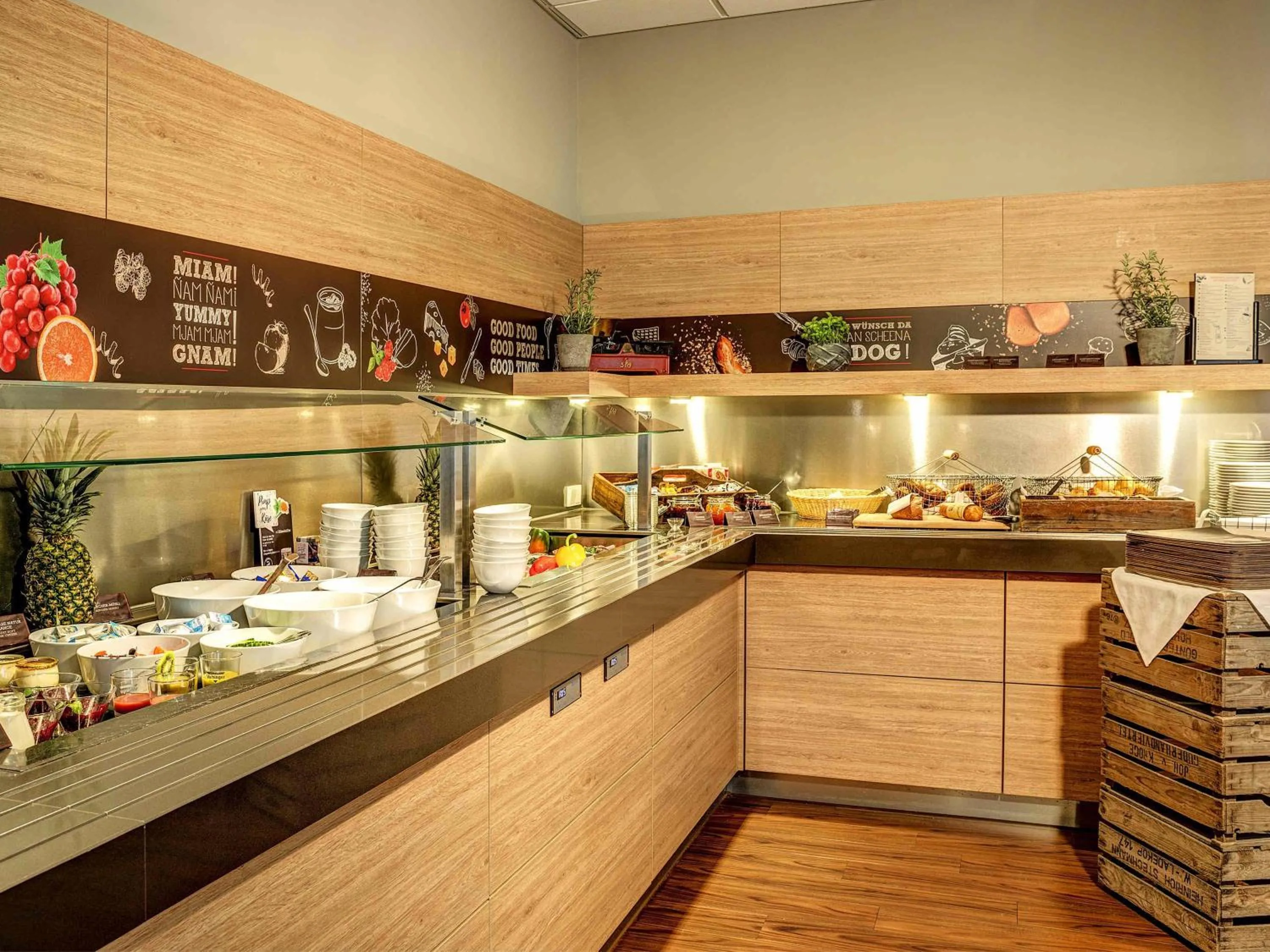 Breakfast in ibis München City Süd