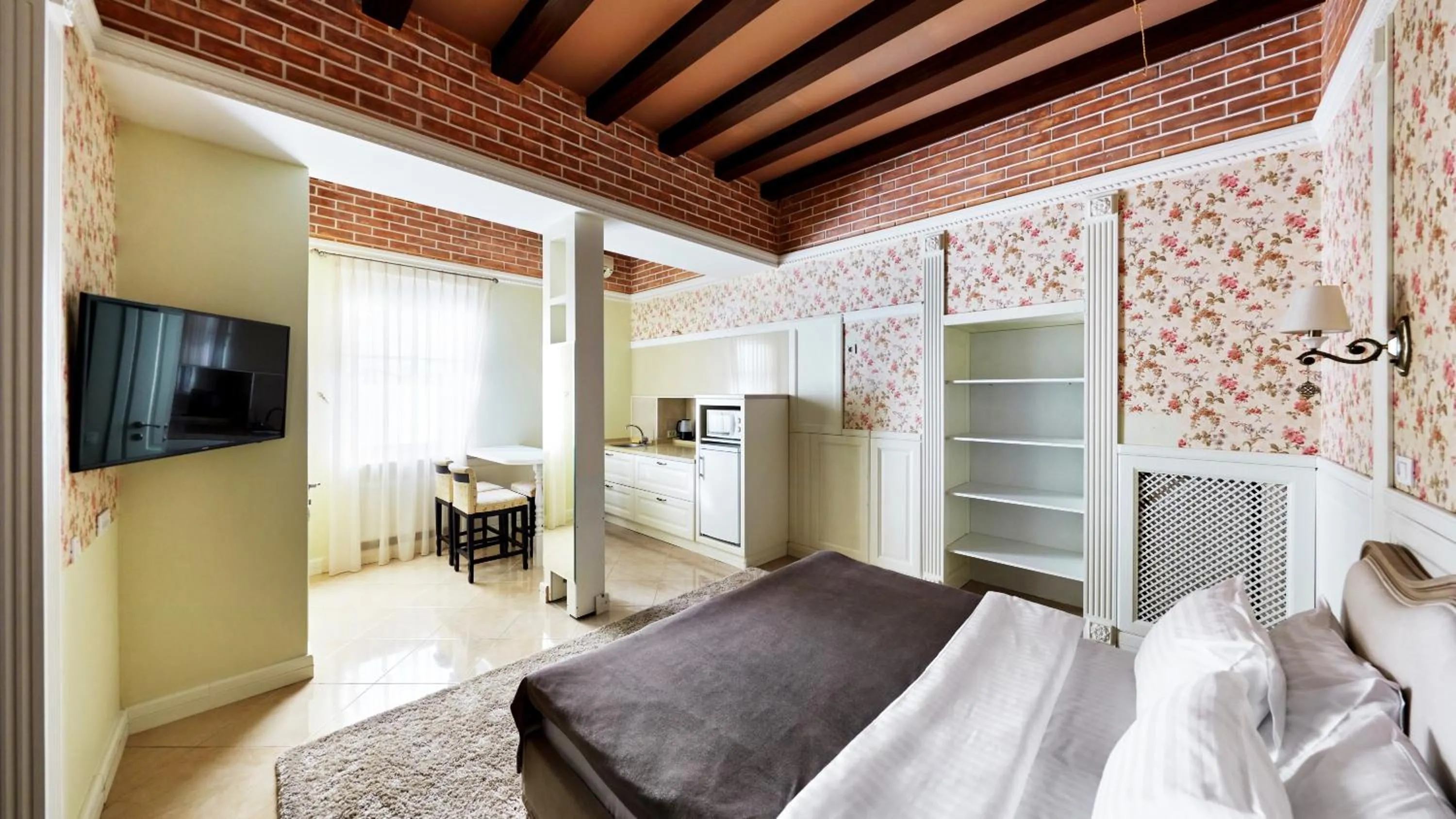 Bed in Shato Luxe