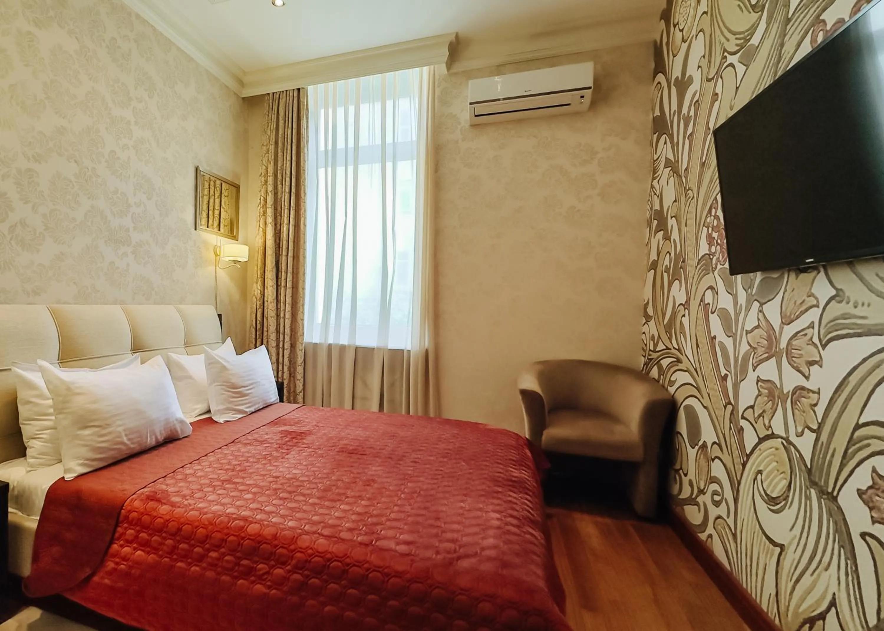 Bed in Shato Luxe