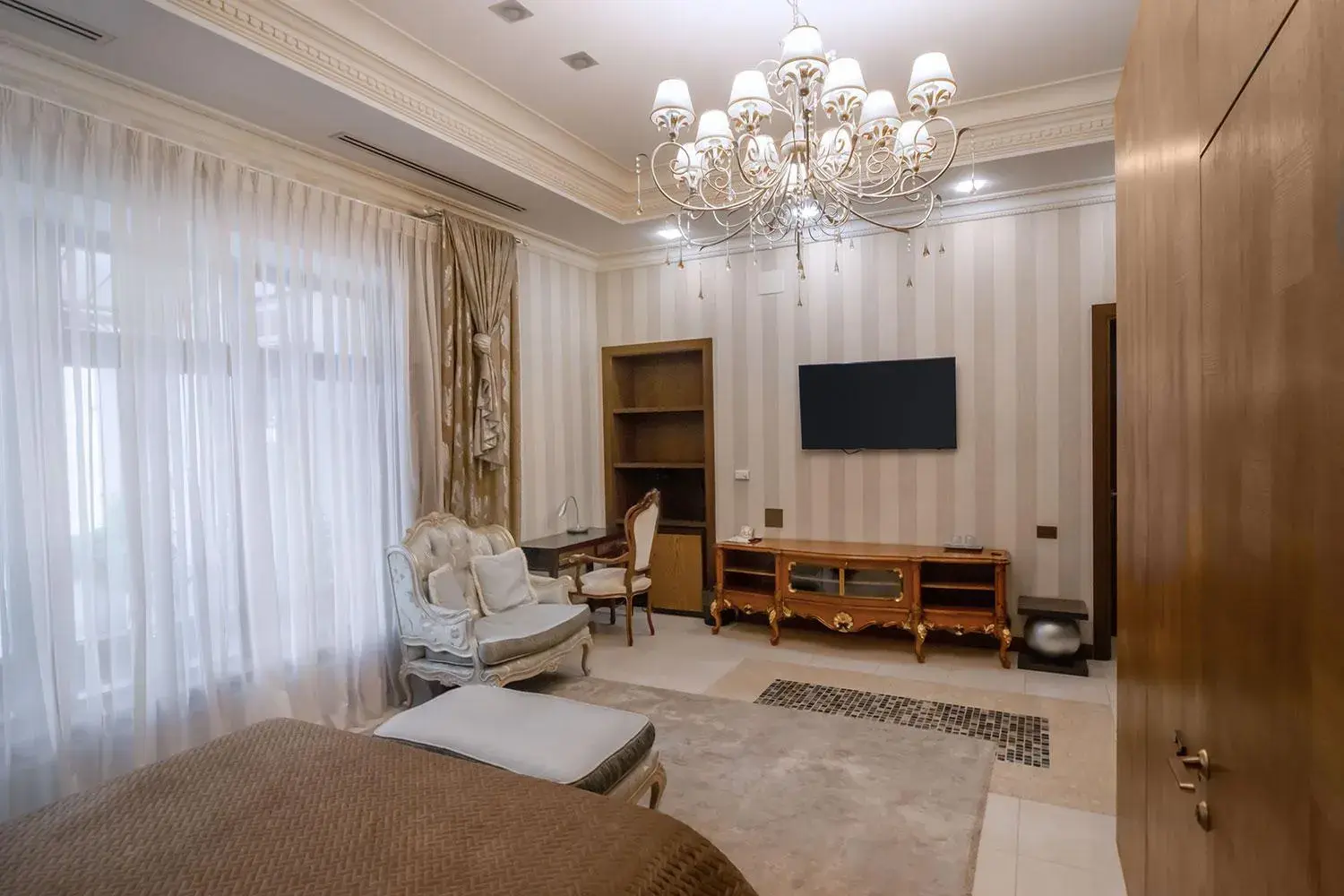 Suite in Shato Luxe Suite in Shato Luxe