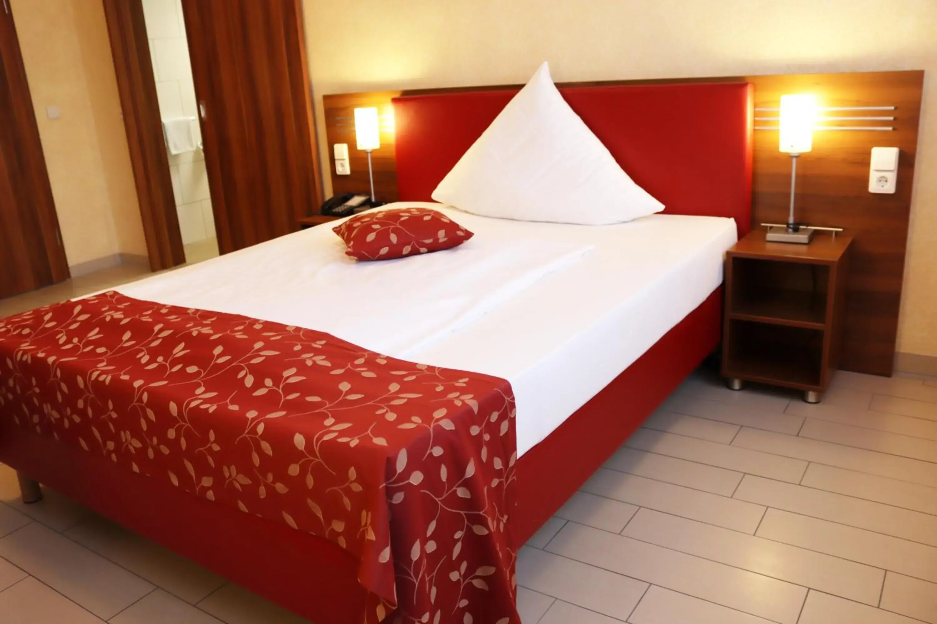 Double Room - single occupancy in Land-gut-Hotel am Ring Double Room - single occupancy in Land-gut-Hotel am Ring