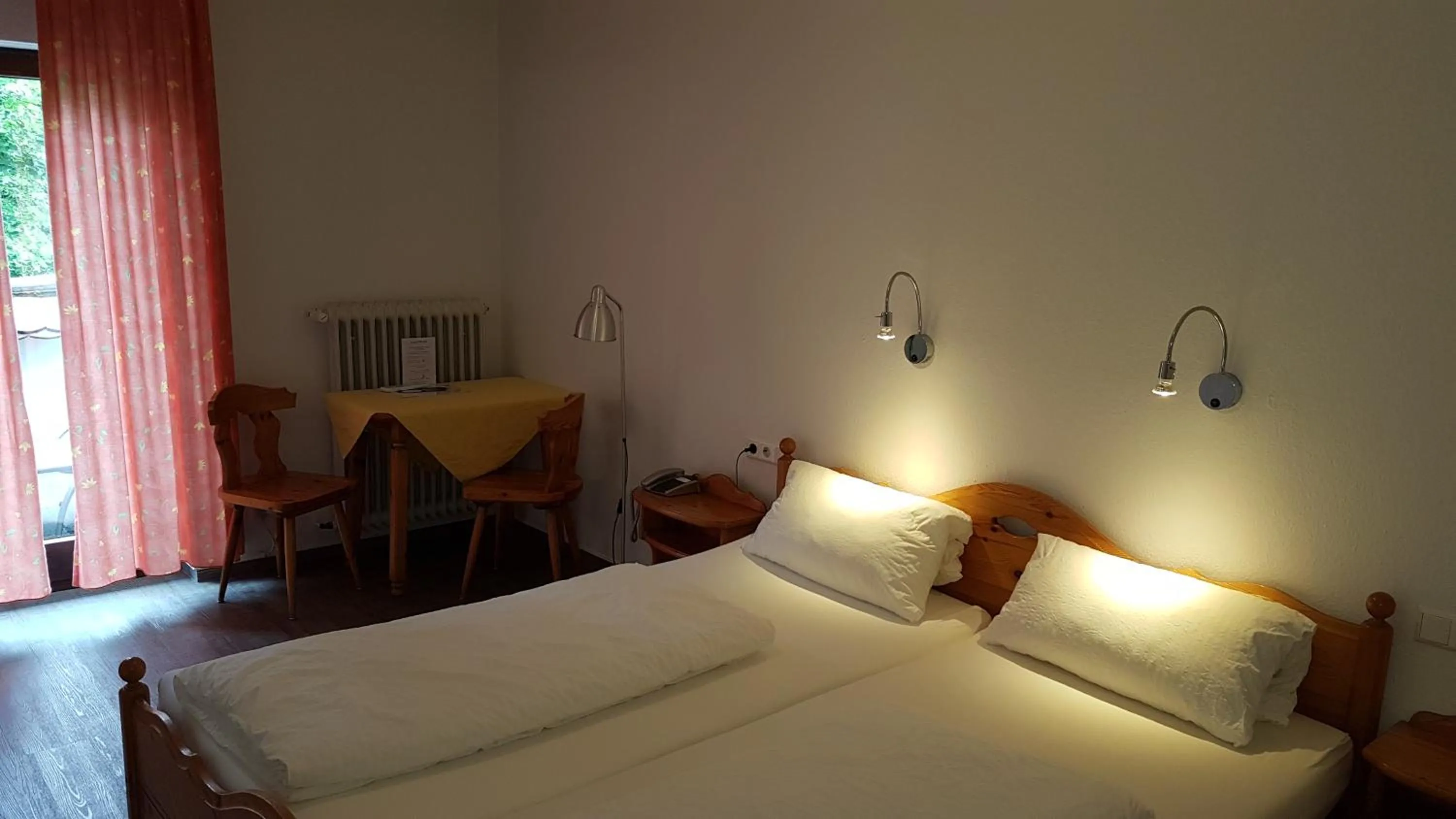 Photo of the whole room, Bed in Hotel Gasthaus Rössle