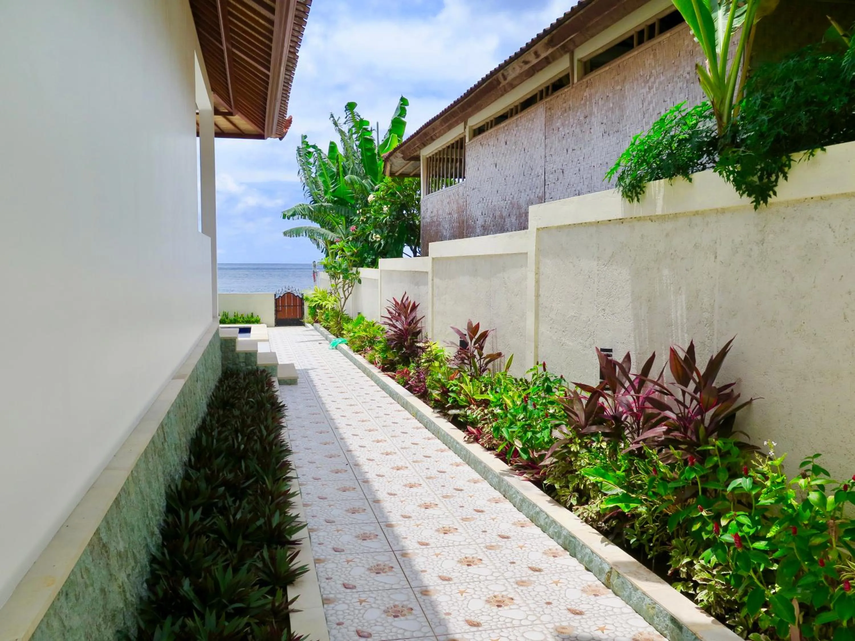 Property building in Villa Ida Villas