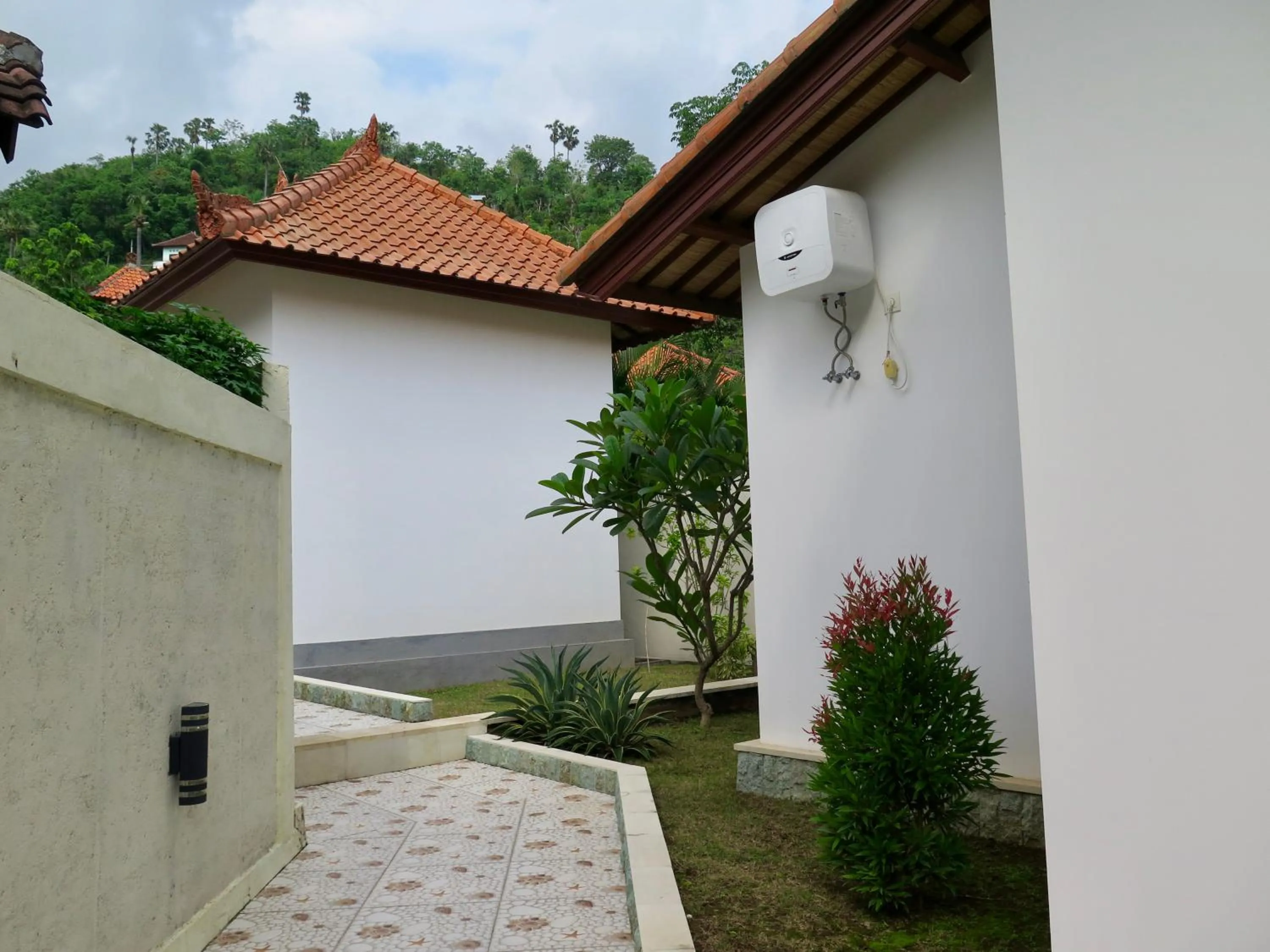 Property building in Villa Ida Villas