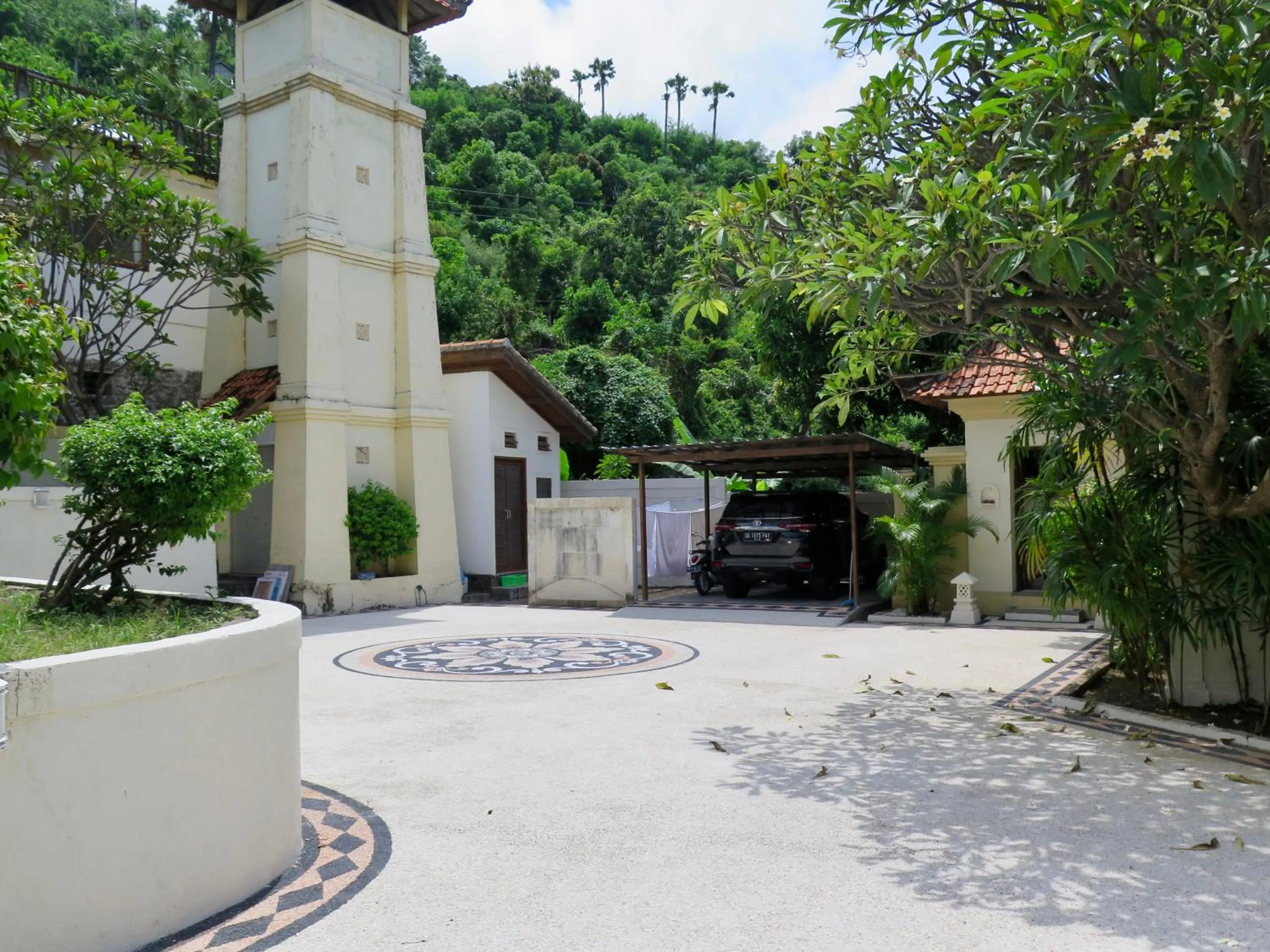 Property building in Villa Ida Villas