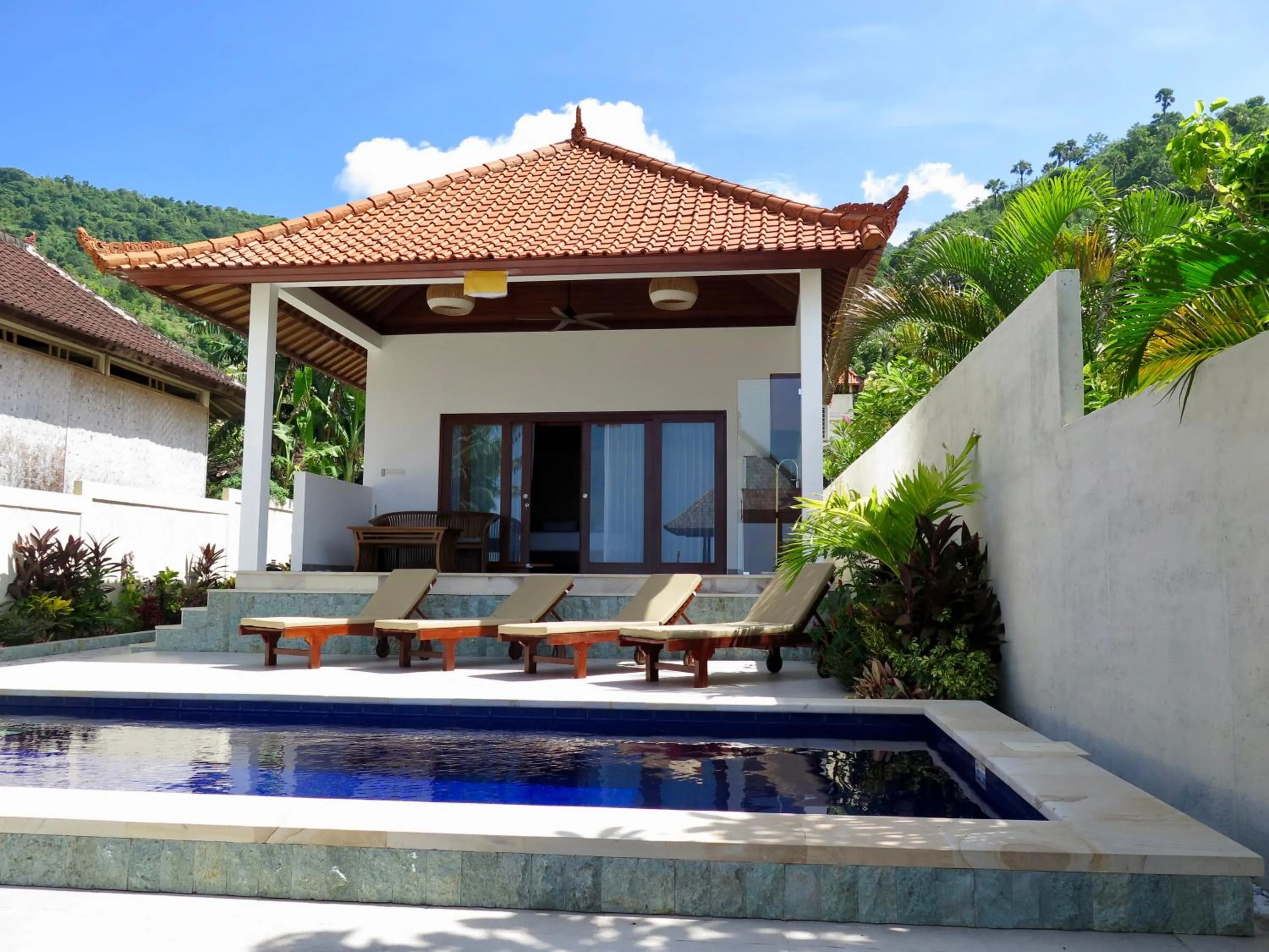 Property building in Villa Ida Villas