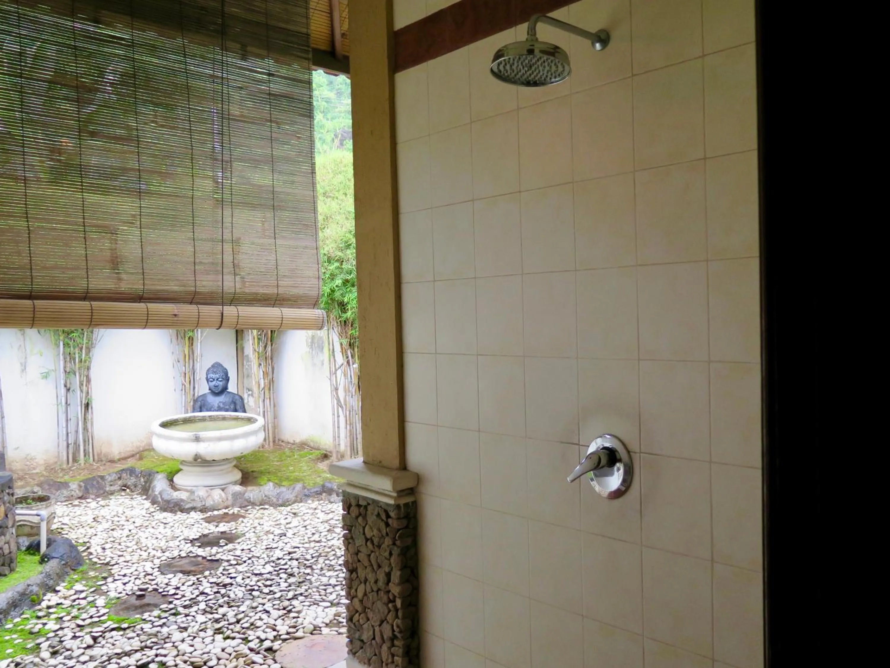 Shower in Villa Ida Villas