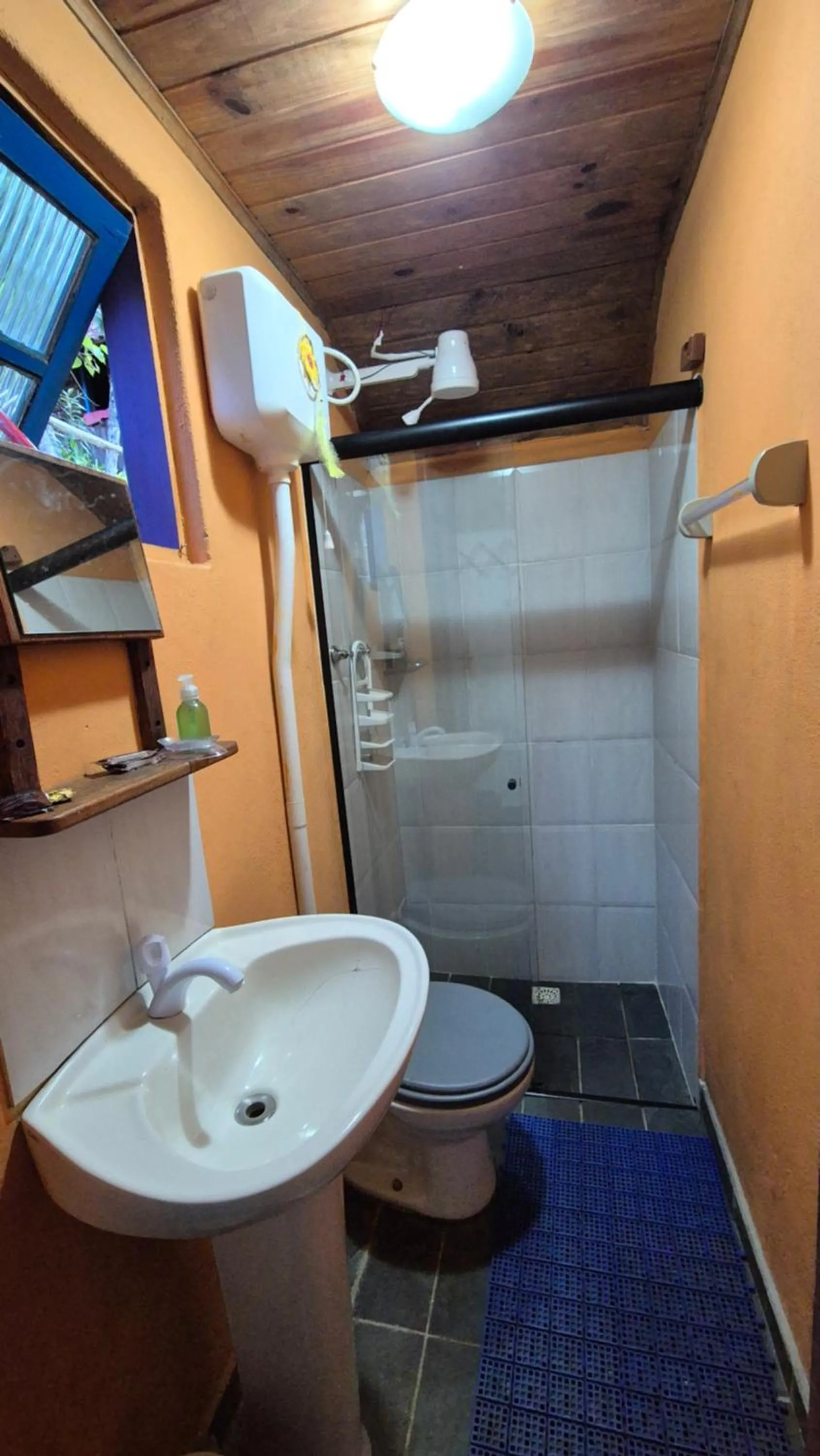Shower in Brilho do Sol - Lumiar