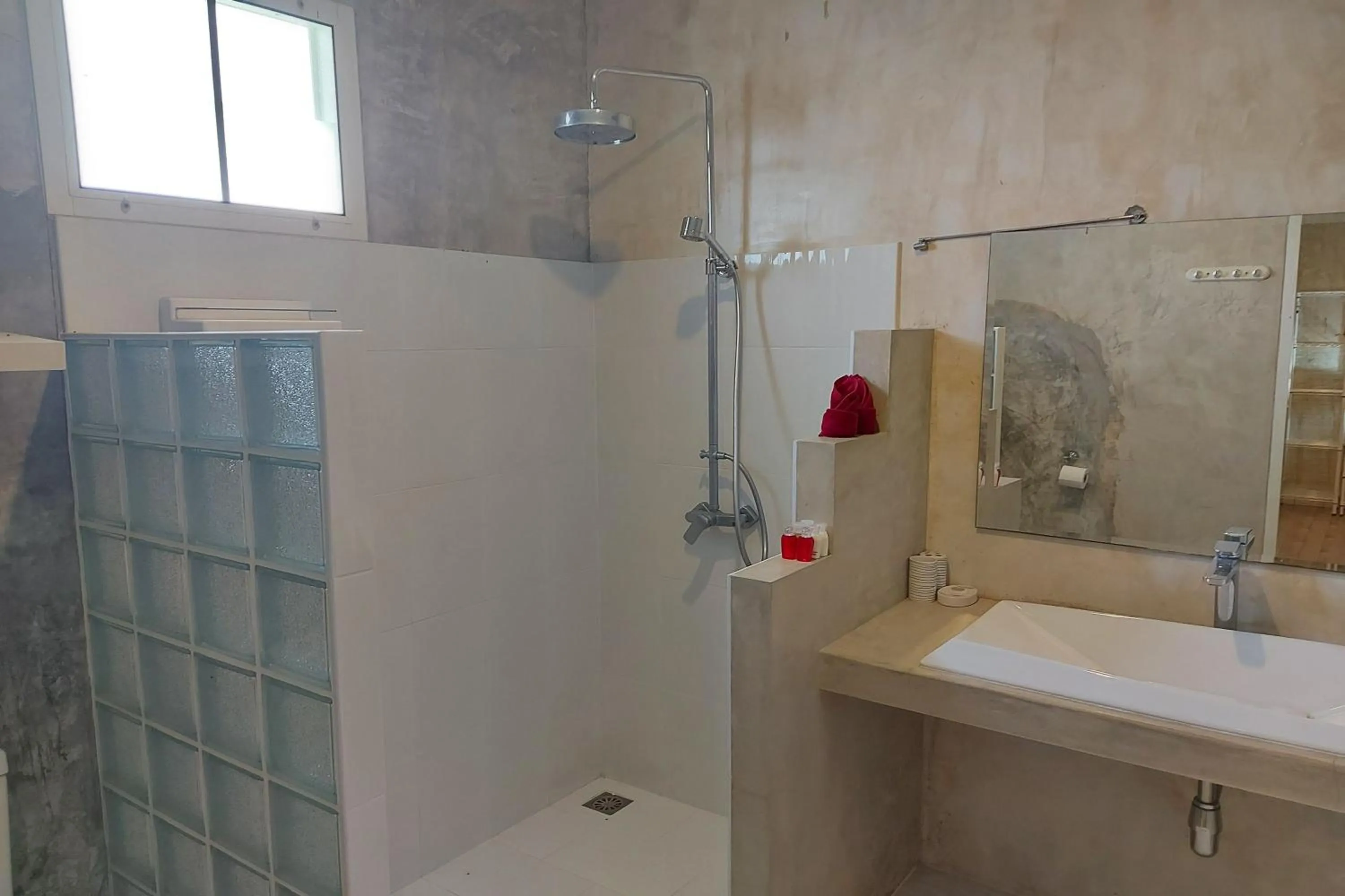 Bathroom in Baan Chai Thung Resort