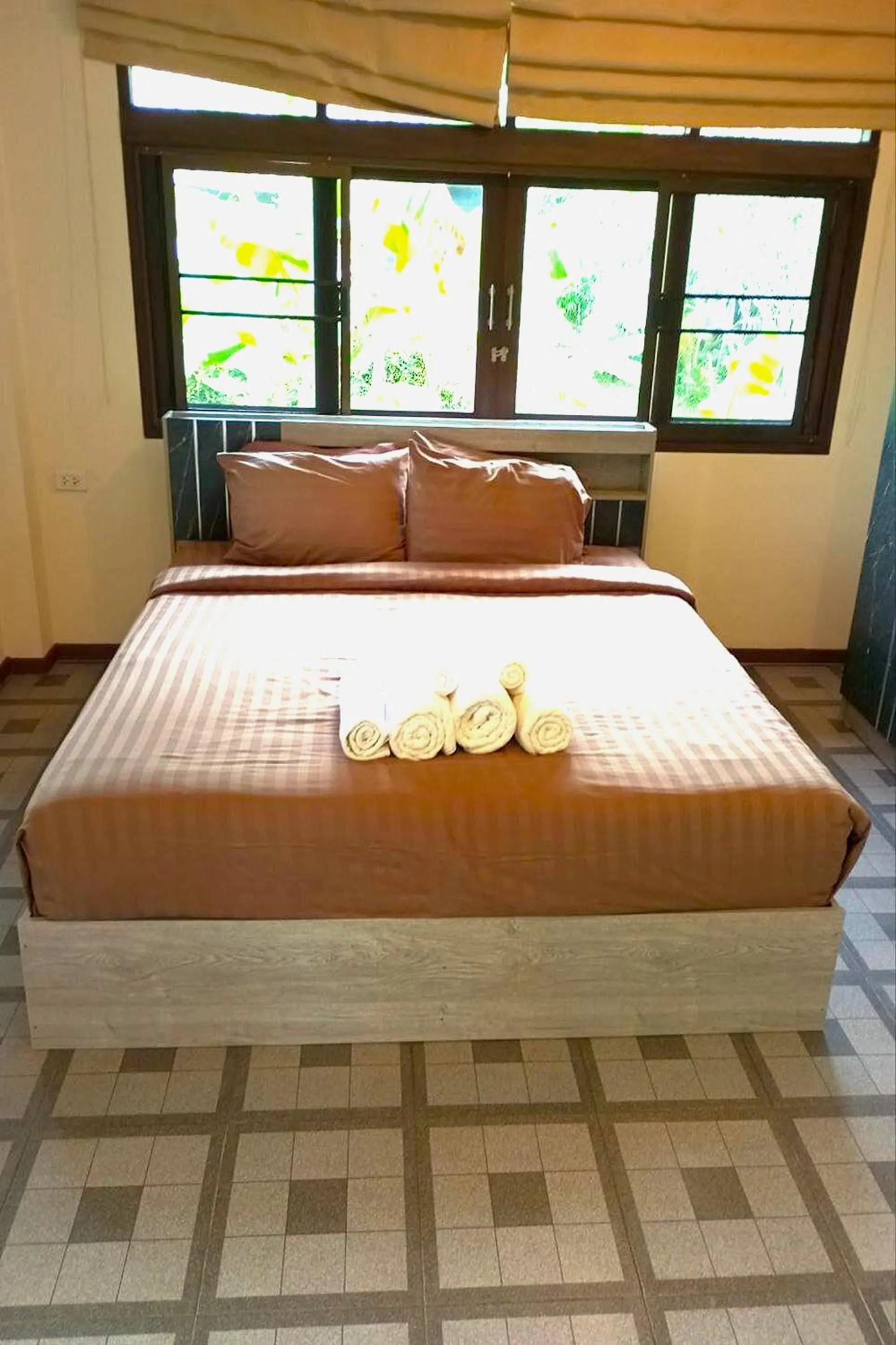 Bed in Baan Chai Thung Resort