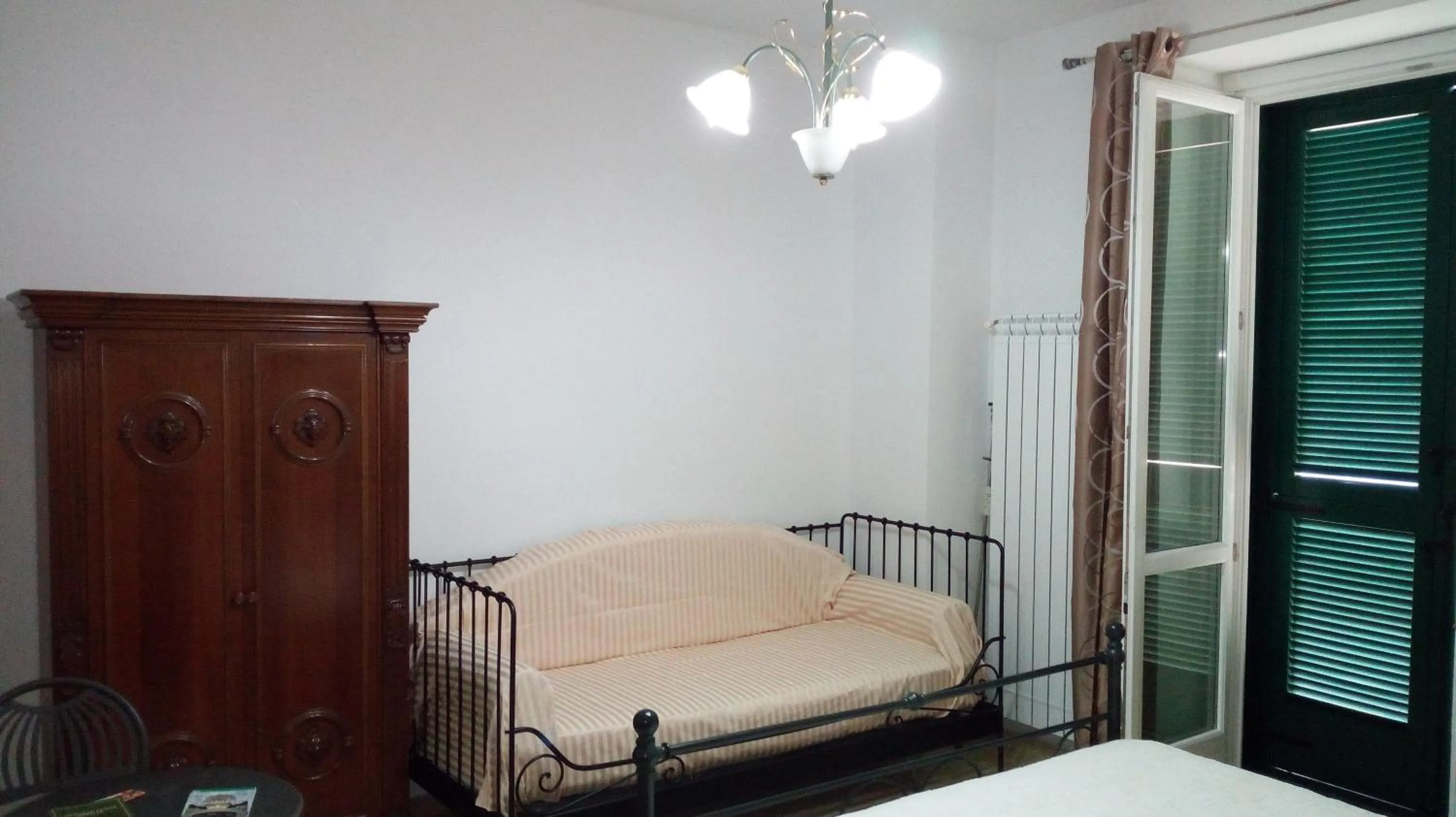 Annabella's Country House