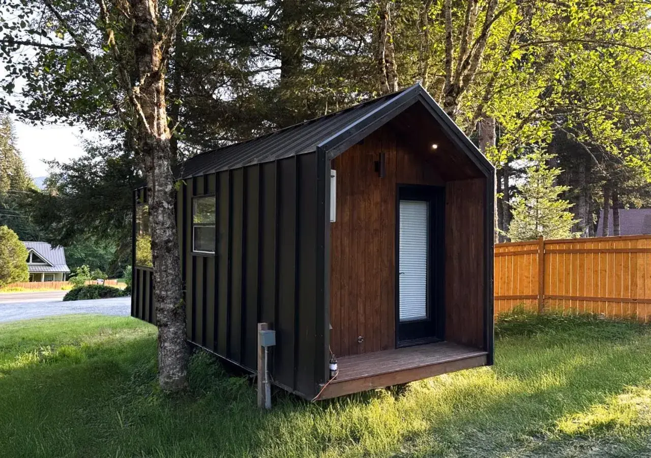 Budget Double Room in Paradise Village Budget Double Room in Paradise Village