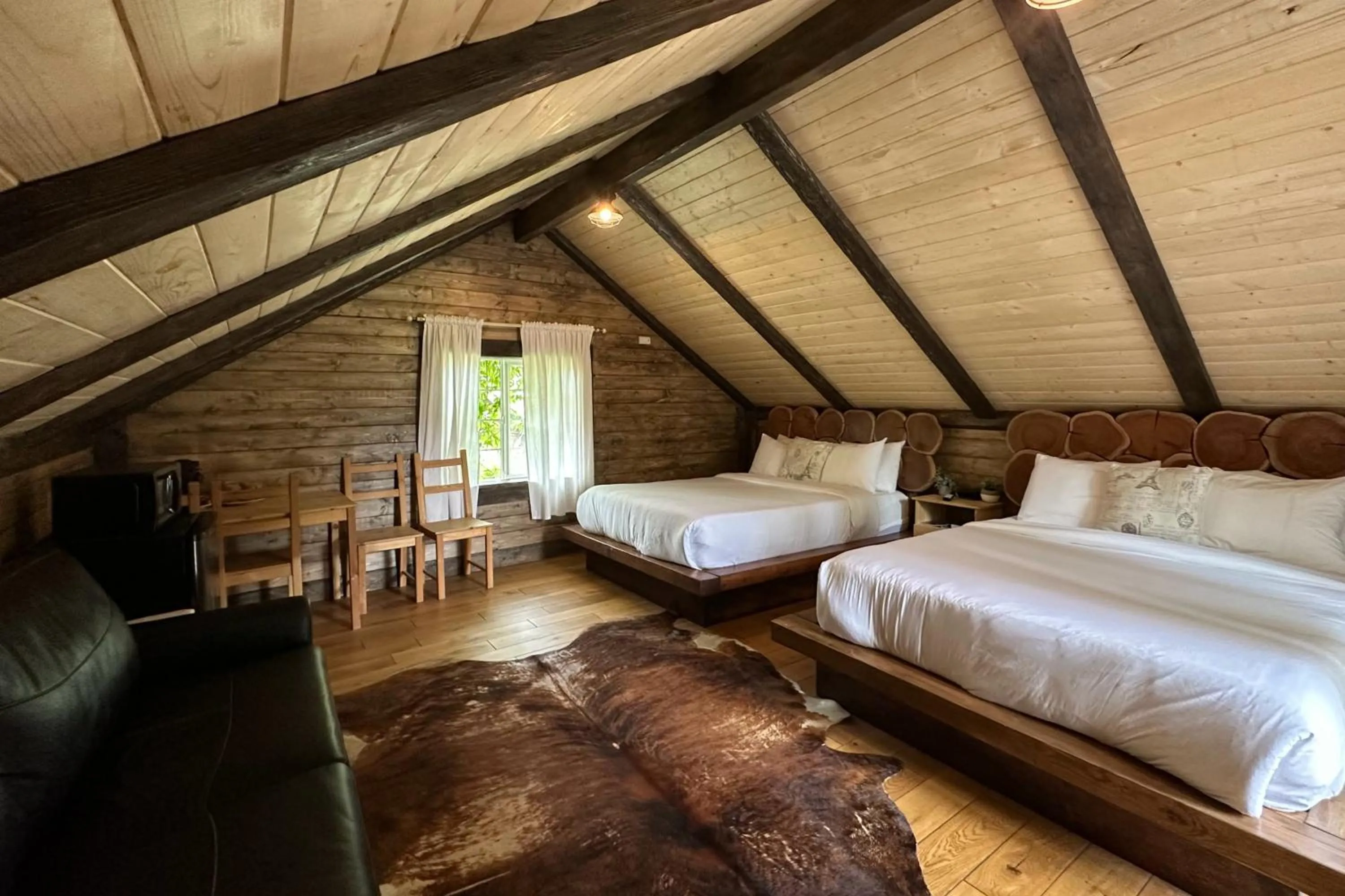 Bedroom, Bed in Paradise Village