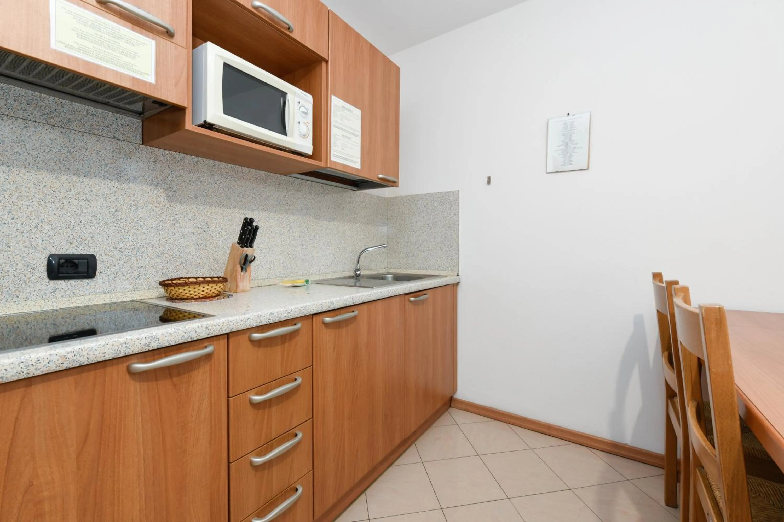 Kitchen or kitchenette in Hotel Denny