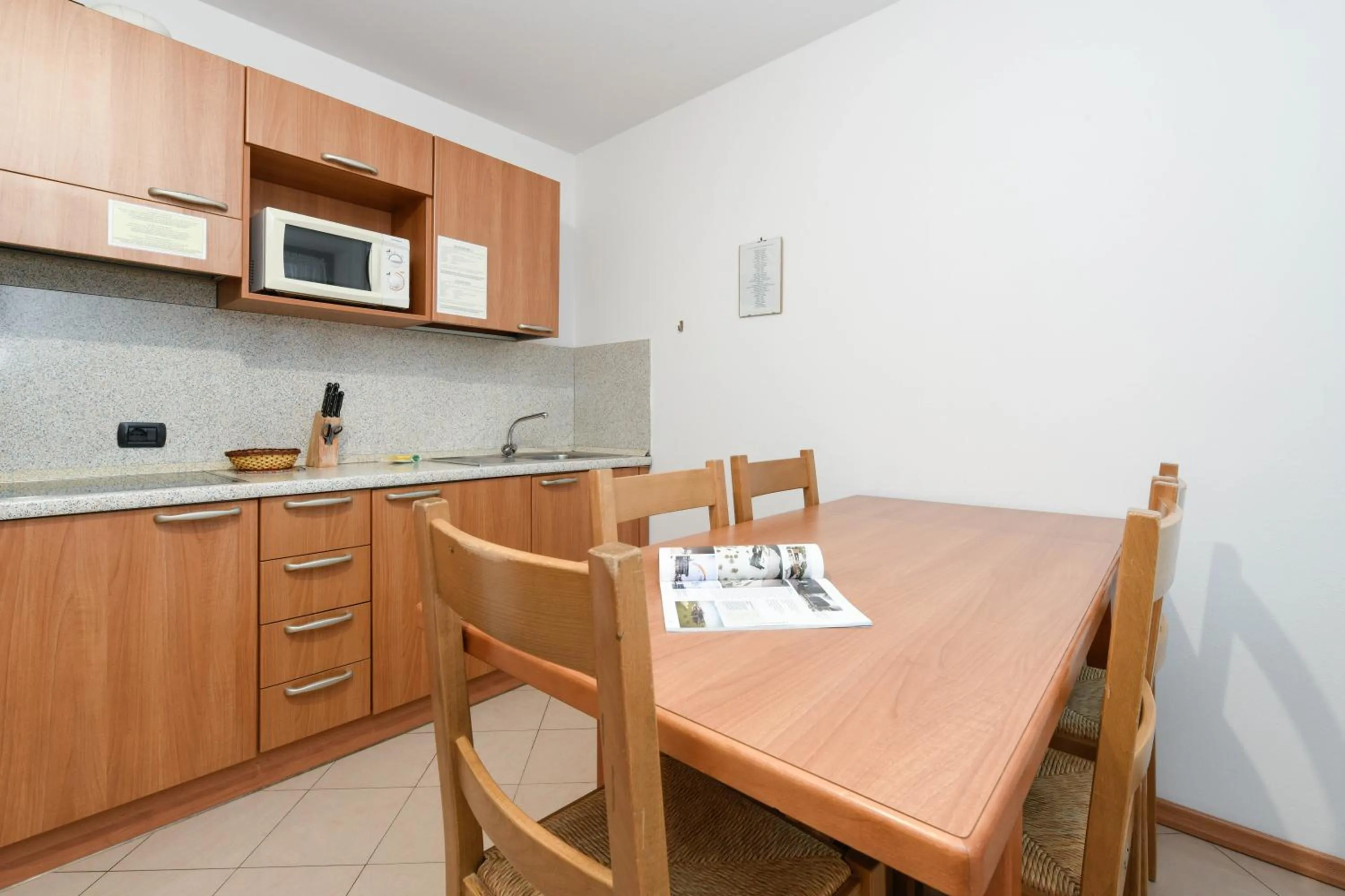 Kitchen or kitchenette in Hotel Denny