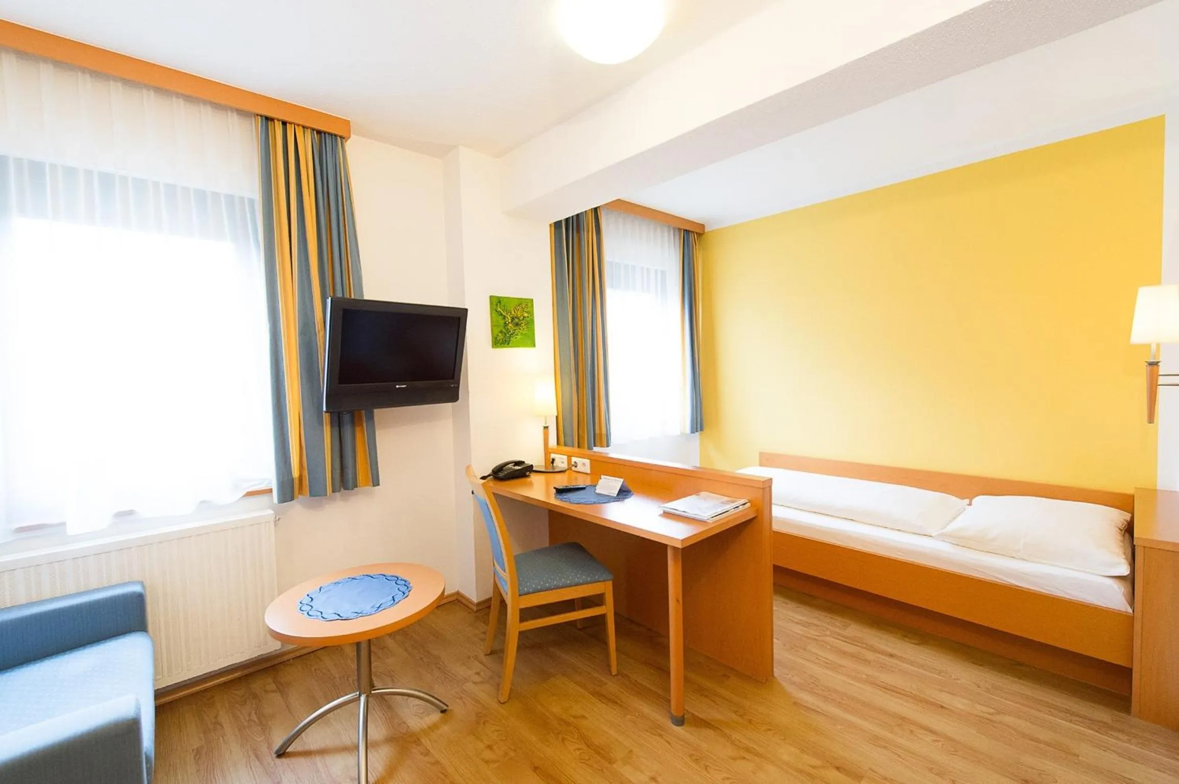 Bedroom, Bed in Gasthof Turmwirt