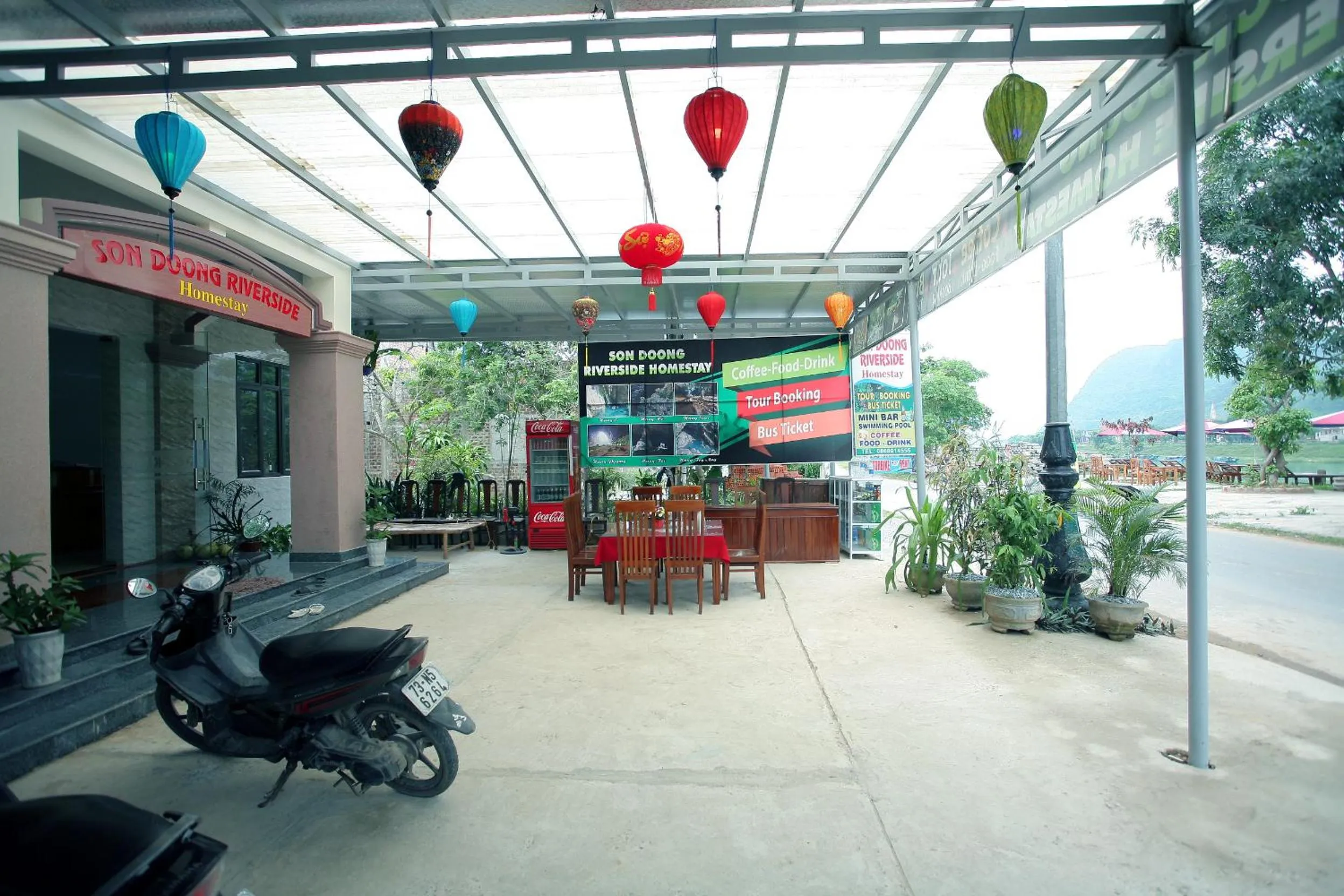 Logo/Certificate/Sign in Son Doong Riverside