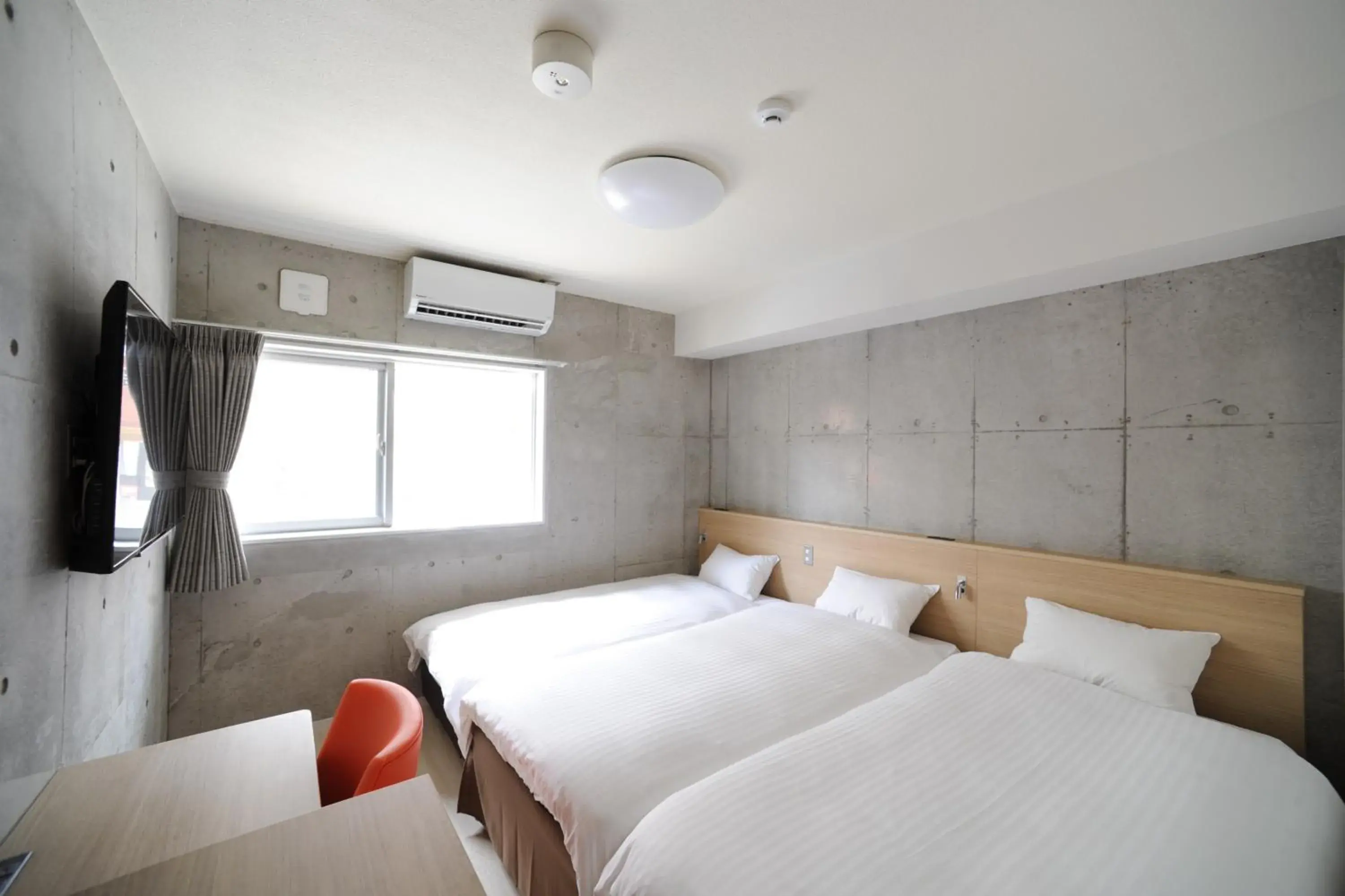 Standard Triple Room - single occupancy - Non-Smoking in The BREAKFAST HOTEL MARCHE Ishigaki Island Standard Triple Room - single occupancy - Non-Smoking in The BREAKFAST HOTEL MARCHE Ishigaki Island