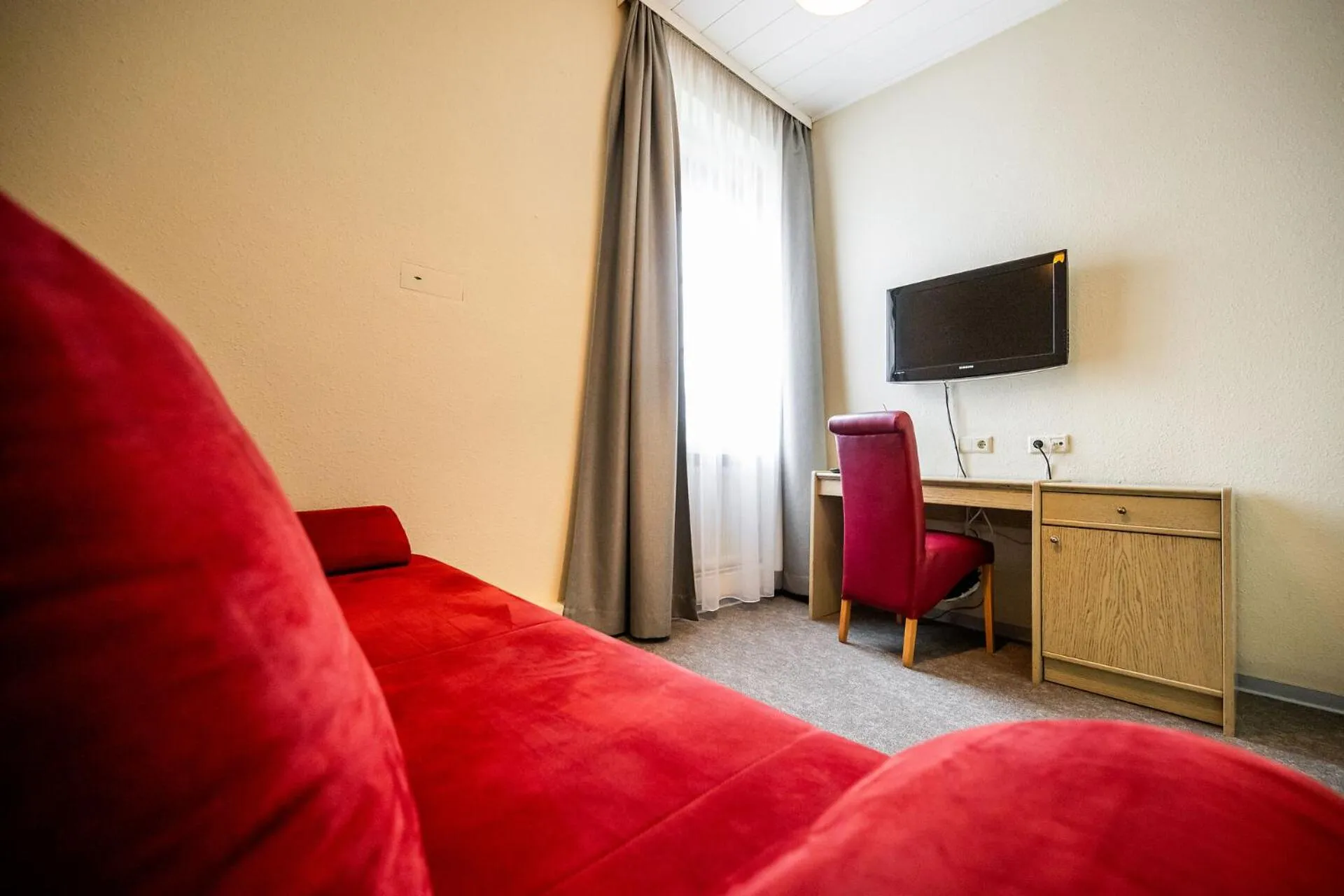 TV and multimedia in Motel Zeltweg - Self-Check-in