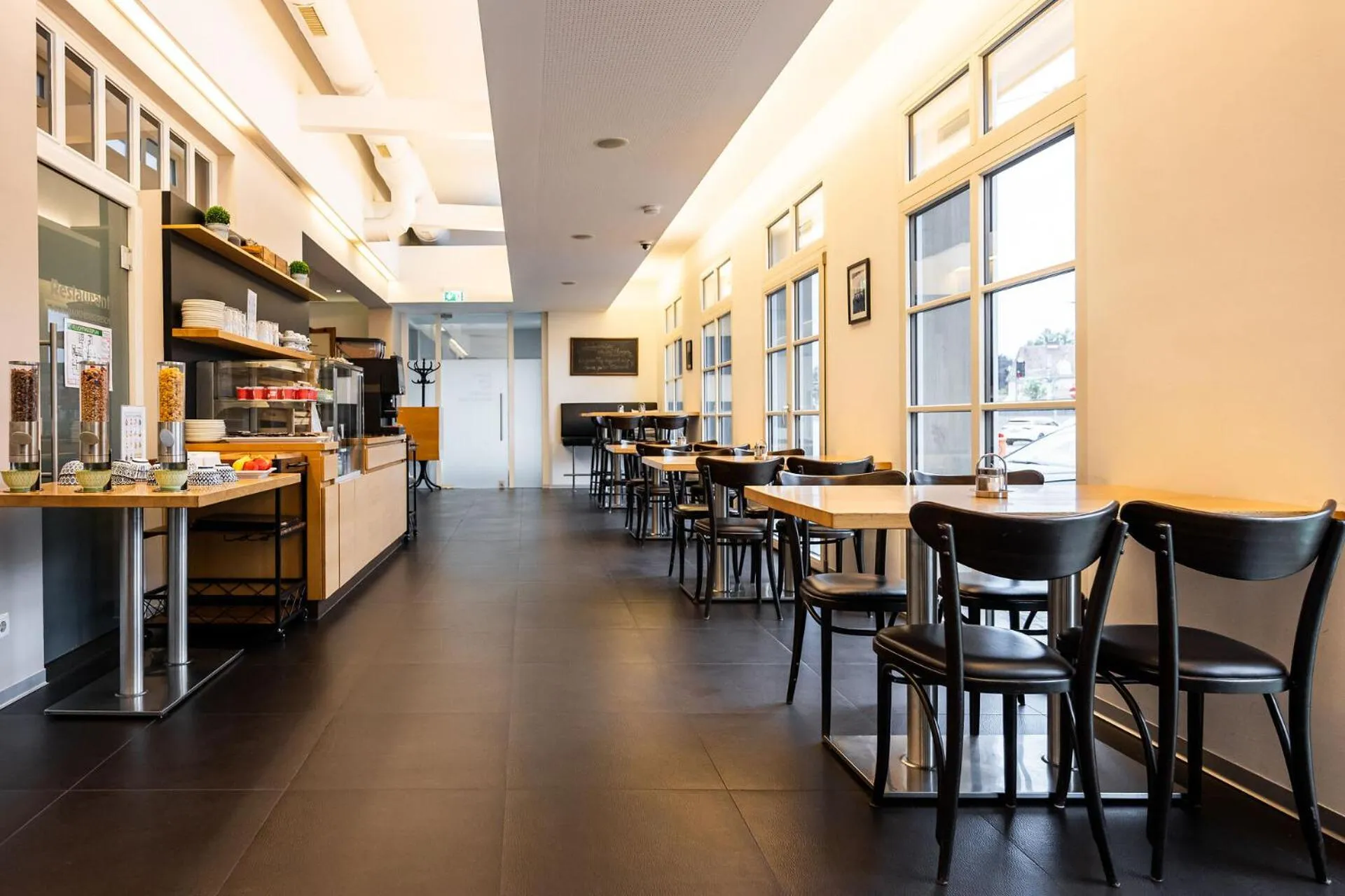 Breakfast in Motel Zeltweg - Self-Check-in