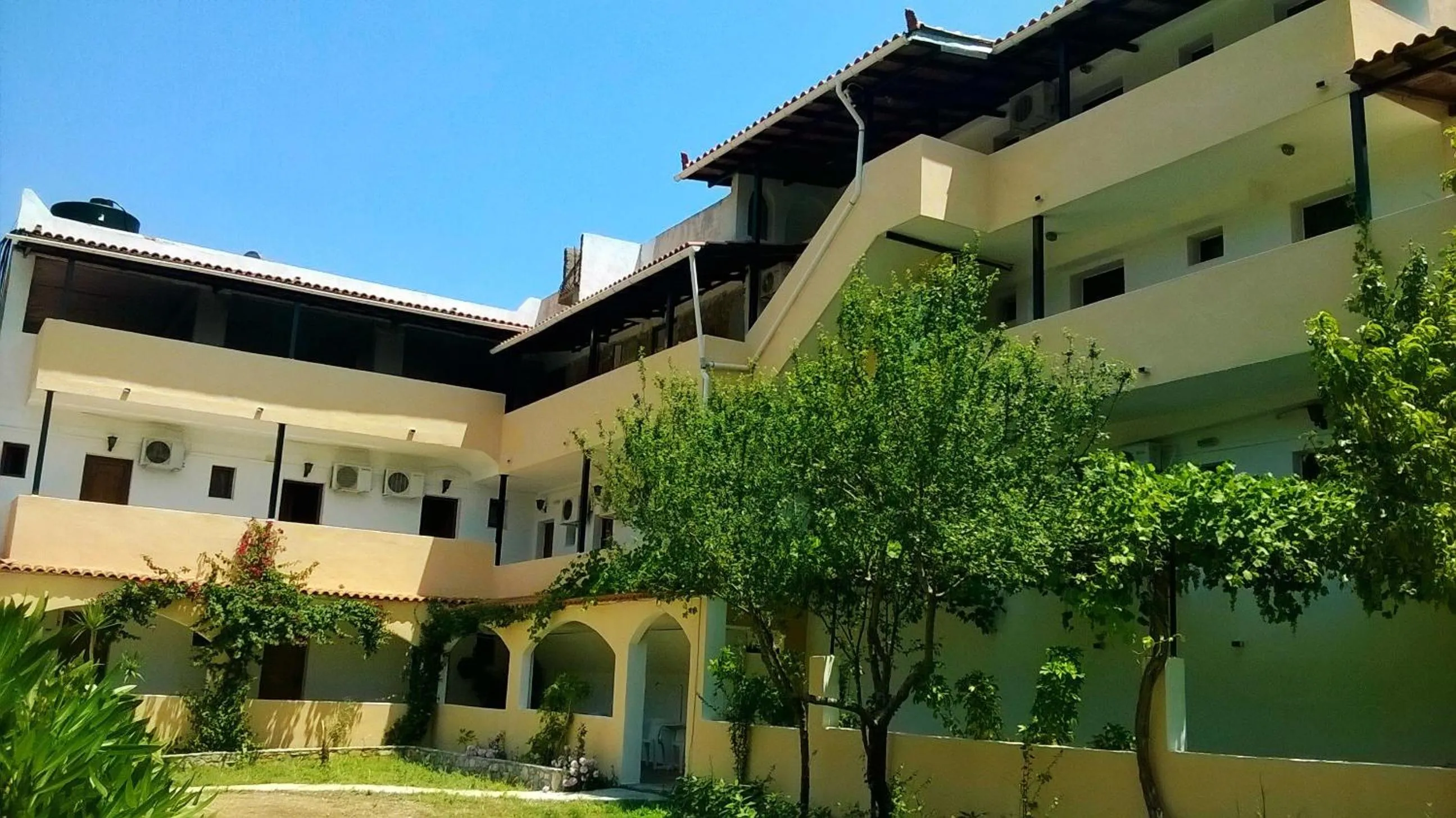 Property building in Asteri Studios